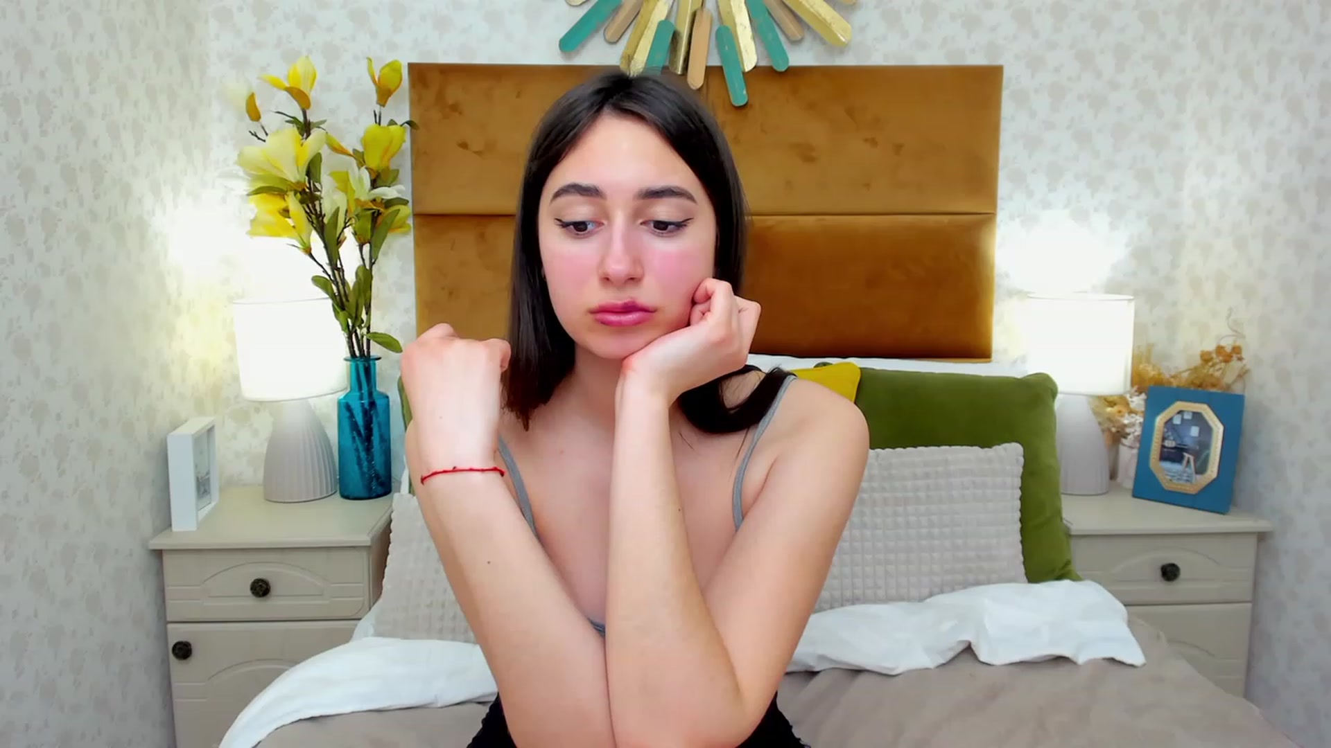 Gallery image thumbnail from SofiGrace's myfreecams stream on, 04/08/2023, 15:31 image 17 of 20