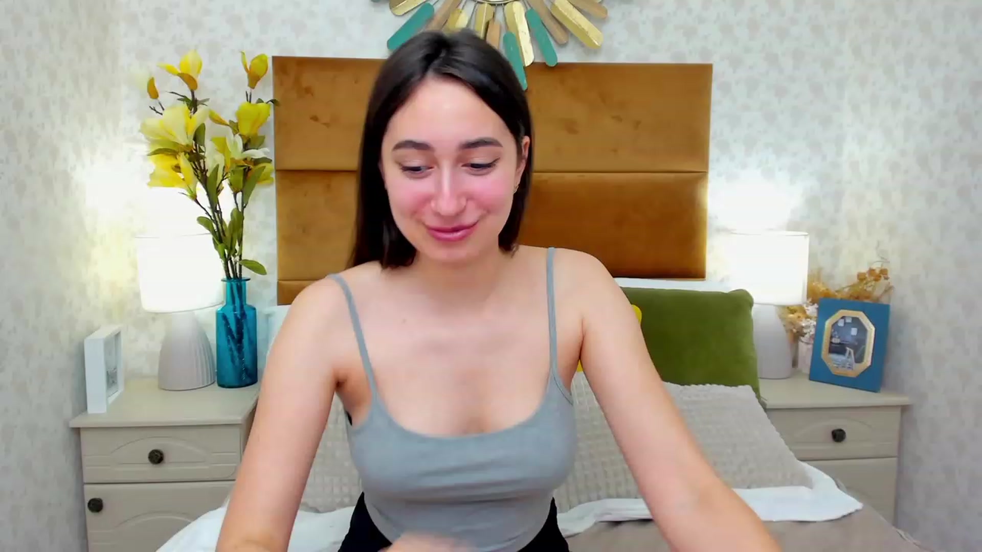 Gallery image thumbnail from SofiGrace's myfreecams stream on, 04/08/2023, 19:02 image 5 of 20
