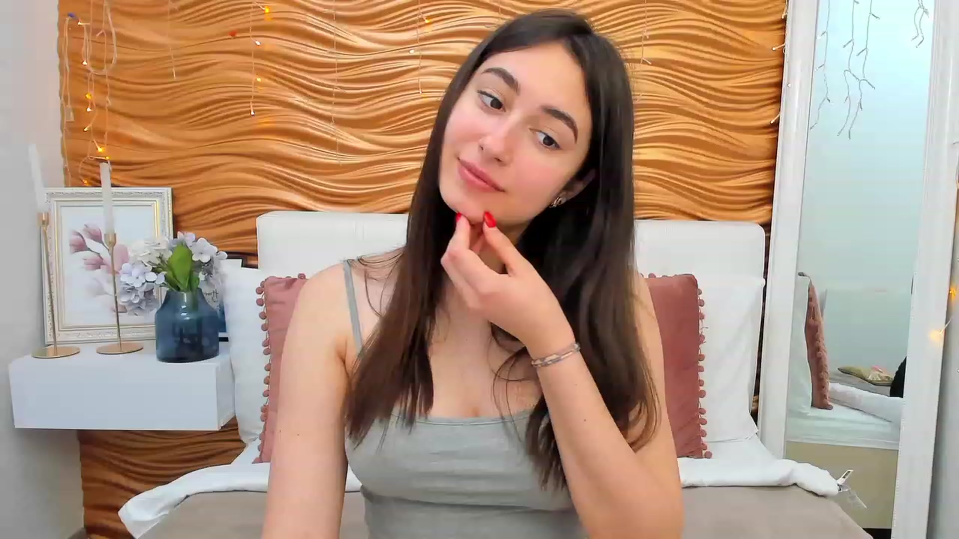Gallery image thumbnail from SofiGrace's myfreecams stream on, 04/26/2023, 14:03 image 2 of 20