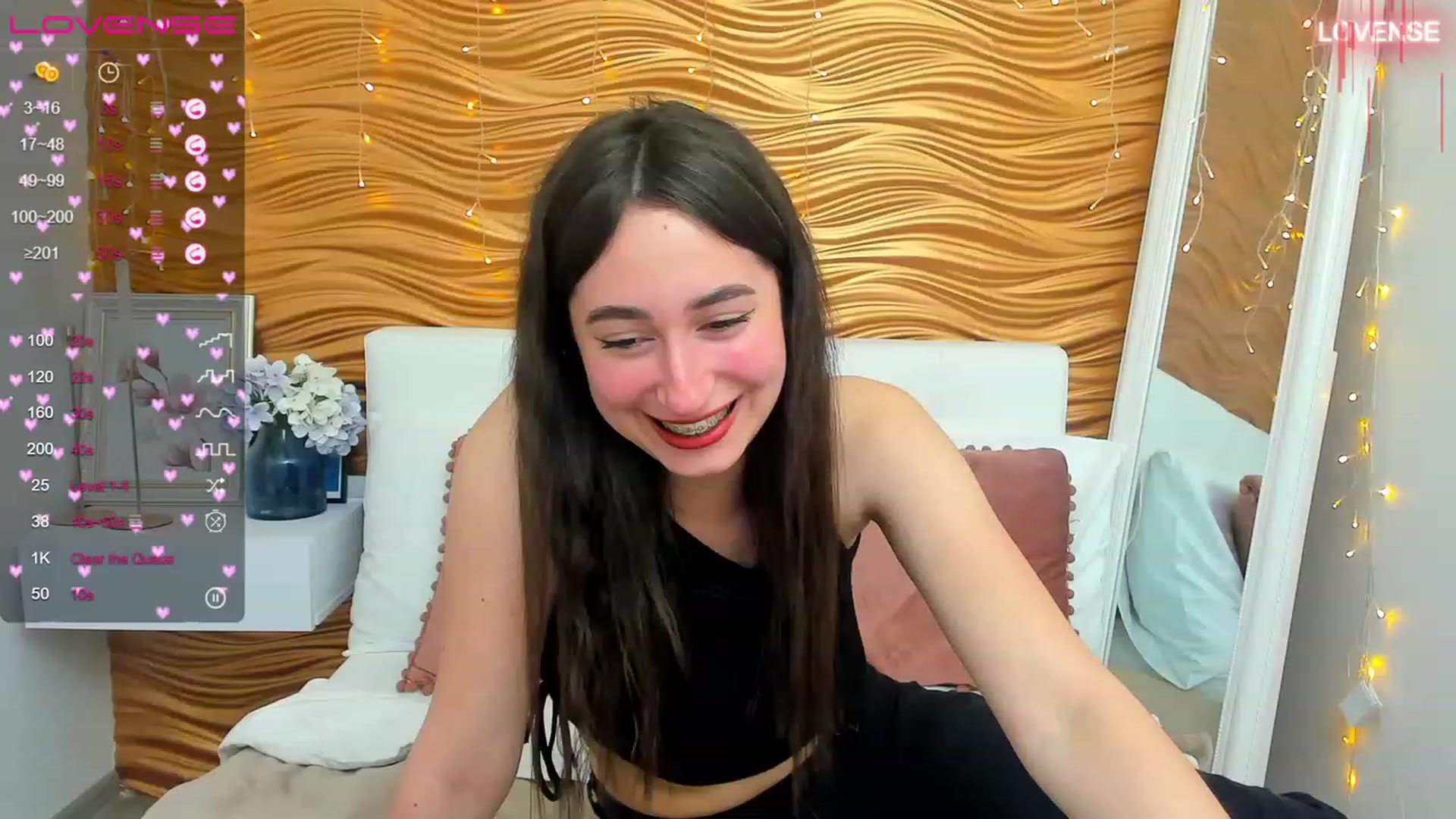Gallery image thumbnail from SofiGrace's myfreecams stream on, 05/01/2023, 19:01 image 12 of 20