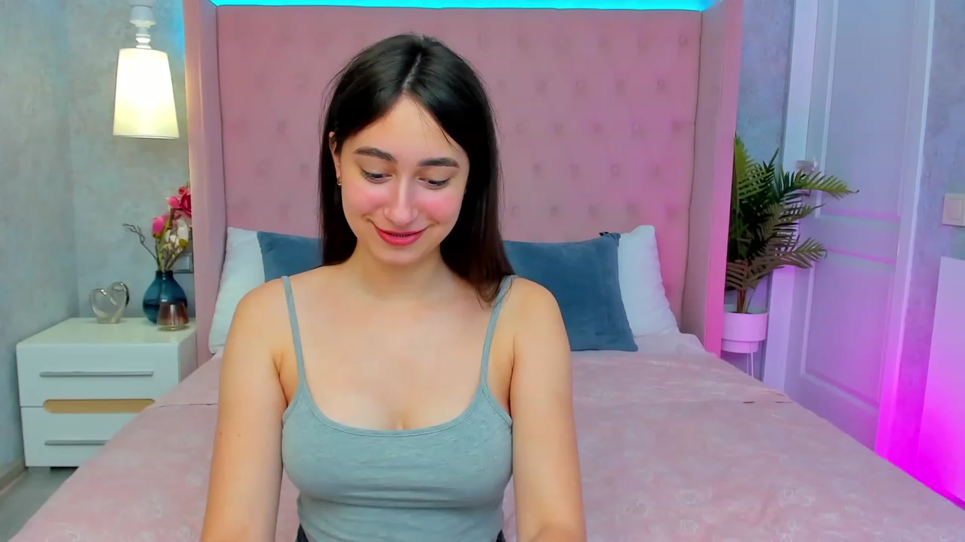 Gallery image thumbnail from SofiGrace's myfreecams stream on, 06/22/2023, 13:43 image 1 of 20