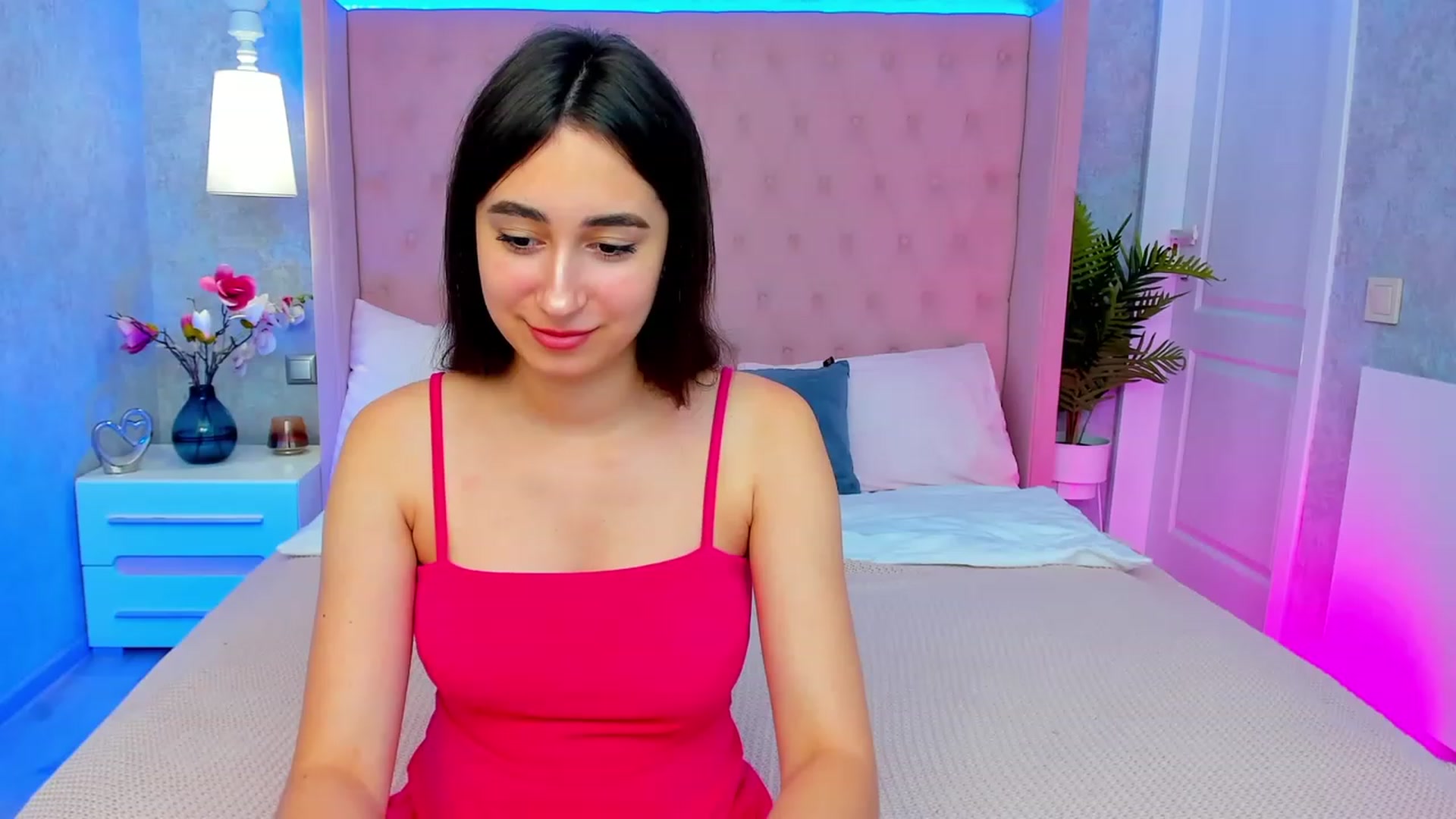 Gallery image thumbnail from SofiGrace's myfreecams stream on, 07/11/2023, 20:16 image 3 of 20