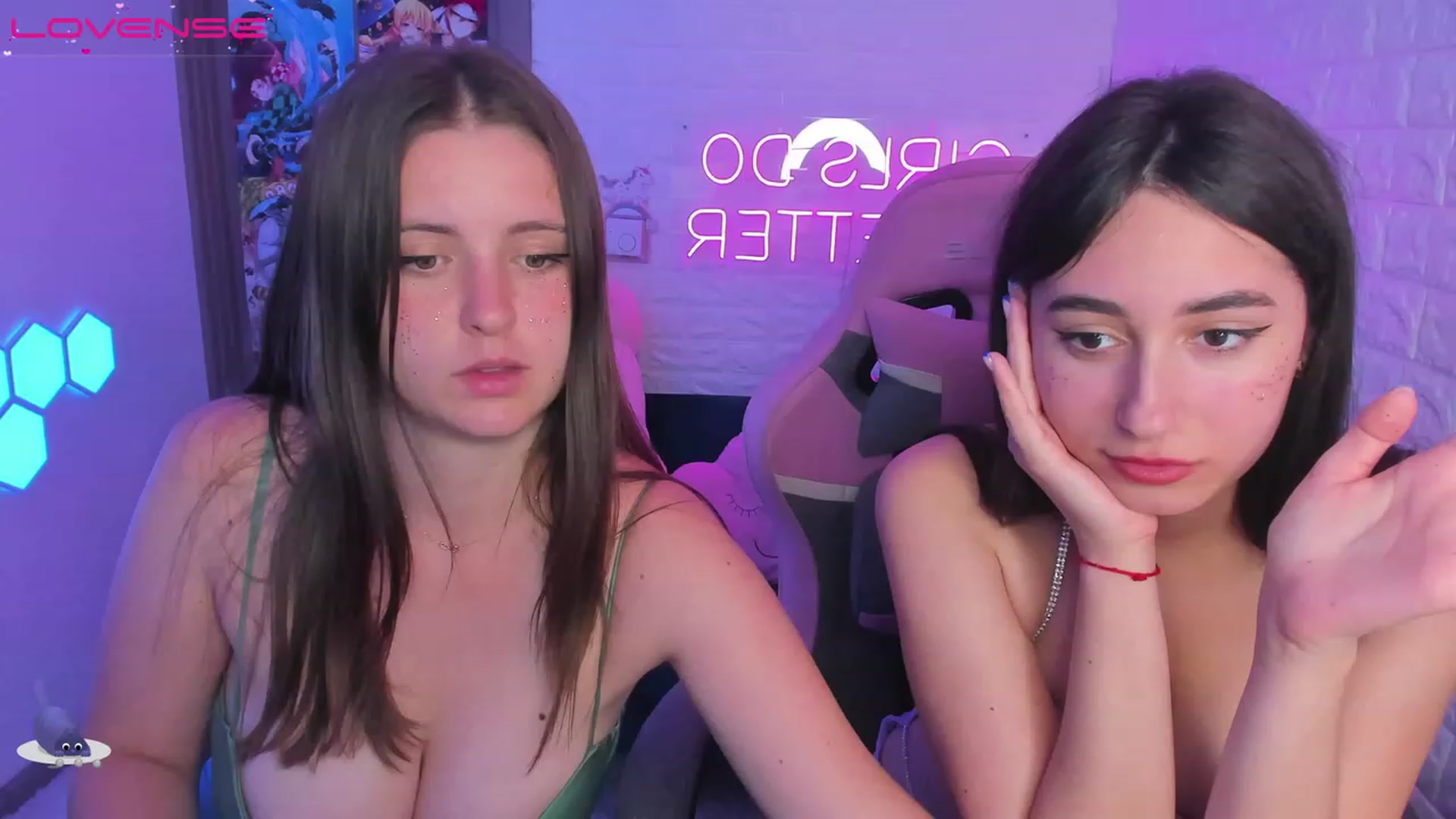 Gallery image thumbnail from SofiGrace's myfreecams stream on, 08/11/2023, 16:45 image 7 of 20