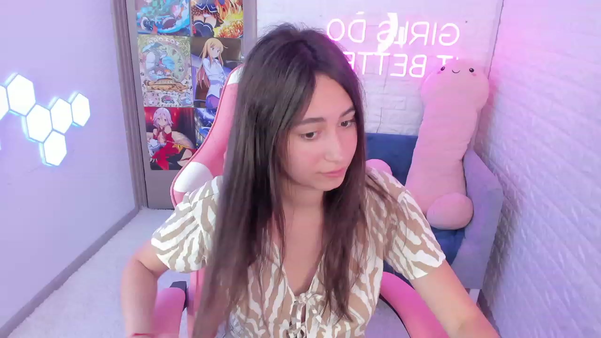 Gallery image thumbnail from SofiGrace's myfreecams stream on, 08/21/2023, 06:53 image 12 of 20
