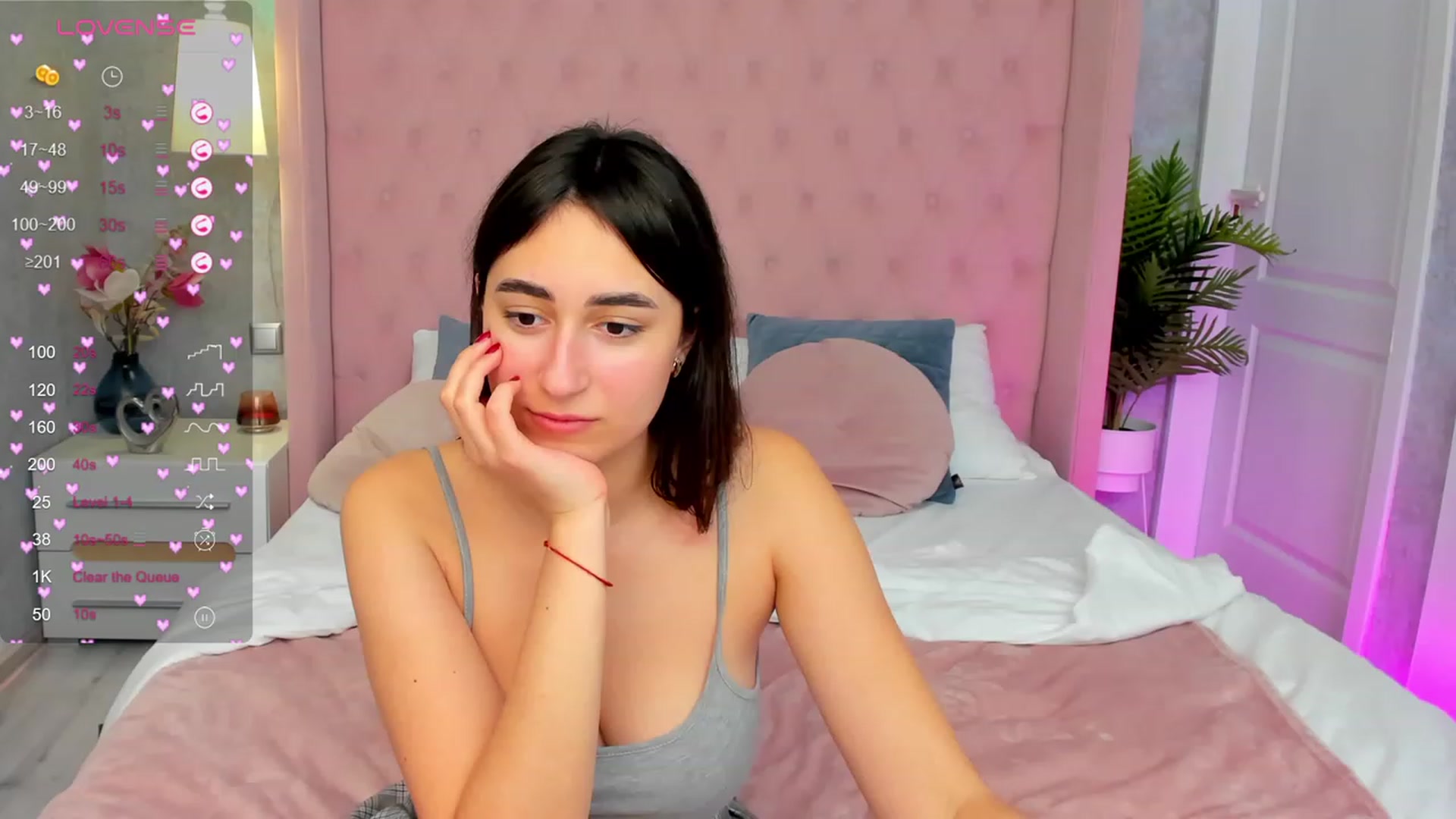 Gallery image thumbnail from SofiGrace's myfreecams stream on, 12/04/2023, 19:45 image 13 of 20