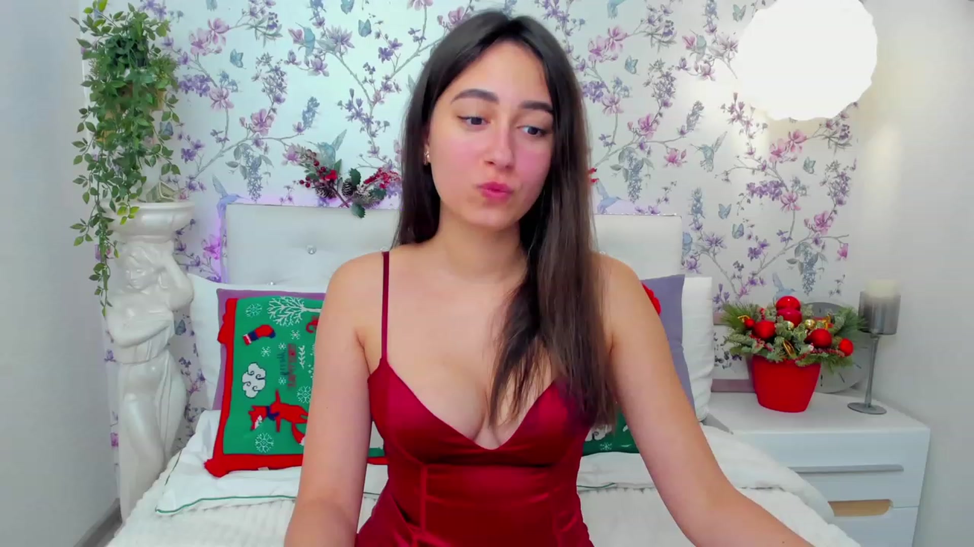 Gallery image thumbnail from SofiGrace's myfreecams stream on, 12/22/2023, 16:12 image 2 of 20