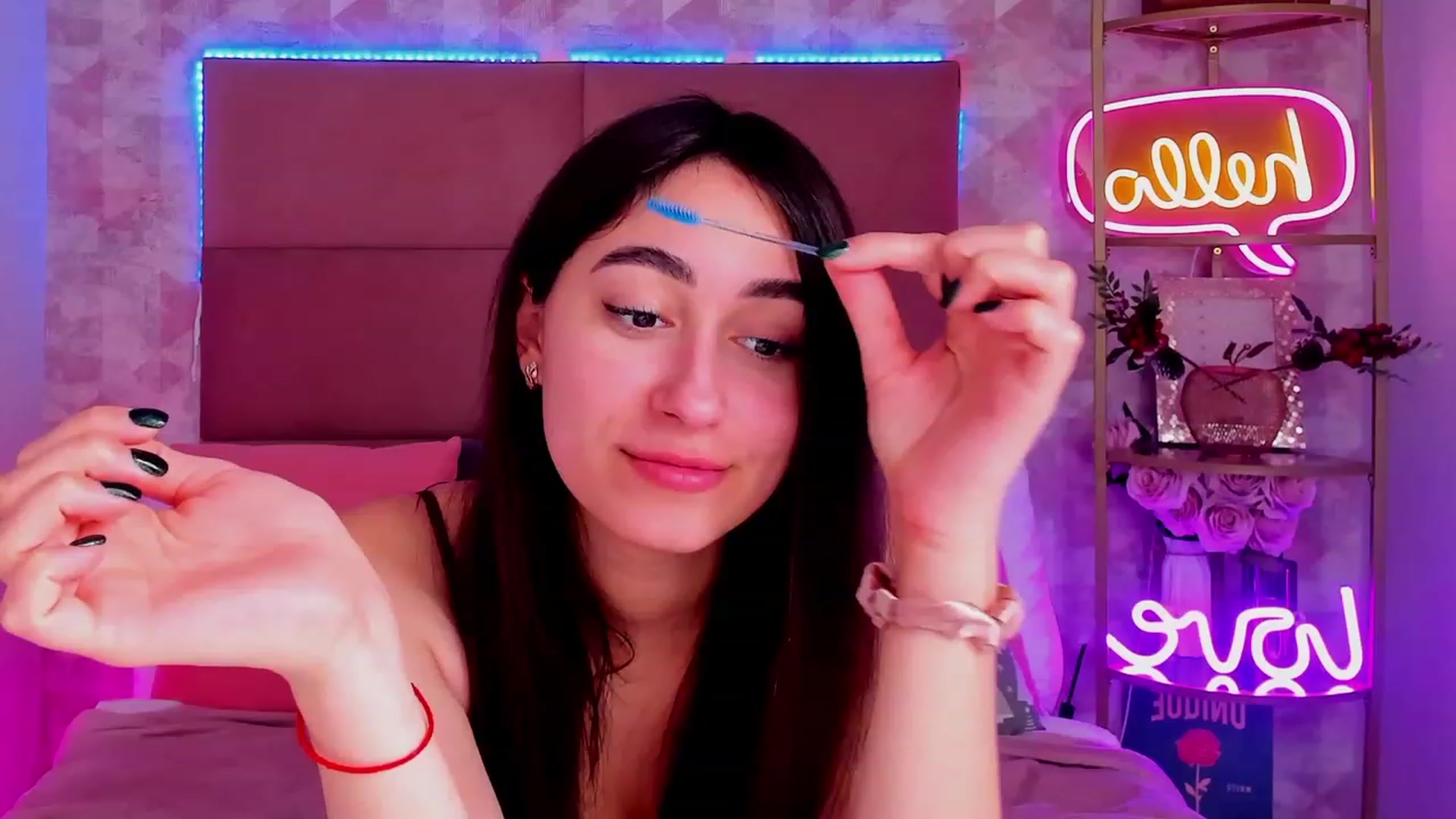 Gallery image thumbnail from SofiGrace's myfreecams stream on, 12/23/2023, 11:05 image 2 of 20