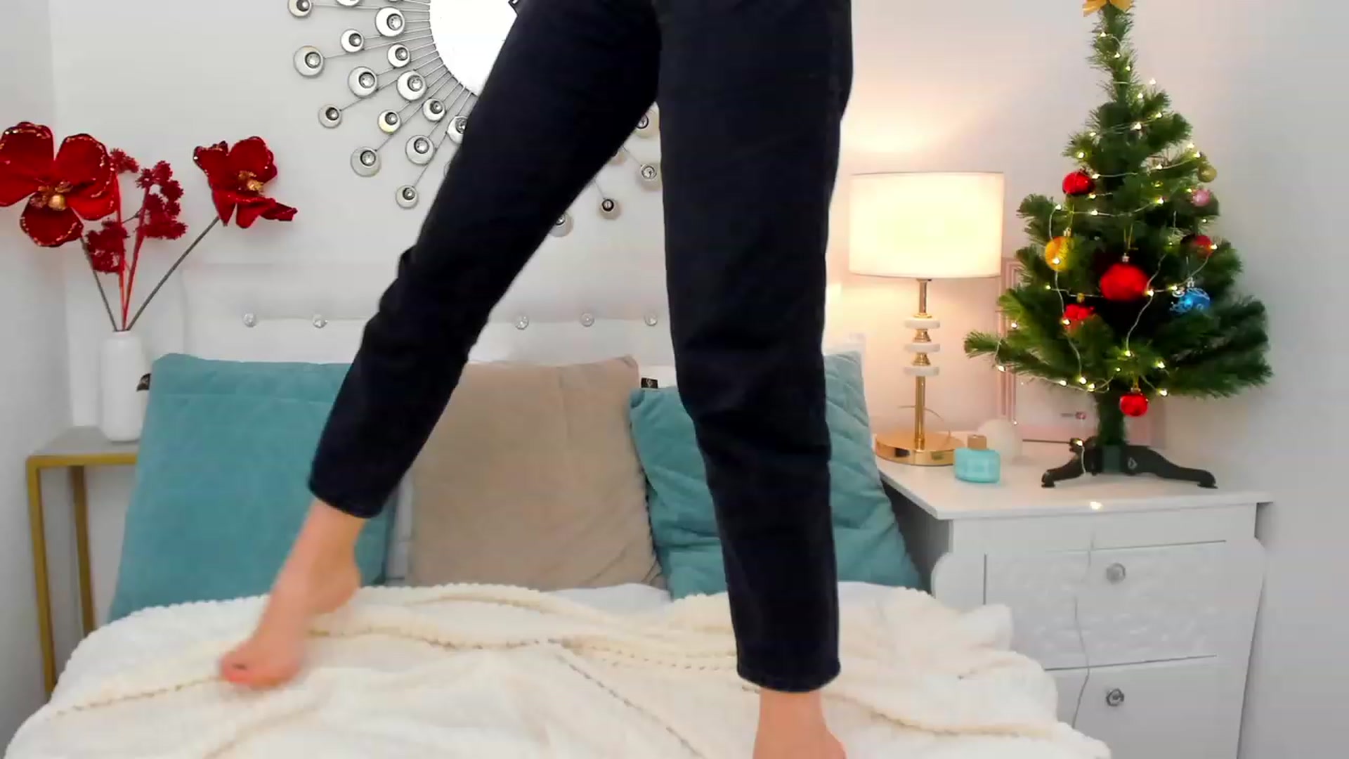 Gallery image thumbnail from SofiGrace's myfreecams stream on, 12/24/2023, 09:36 image 19 of 20