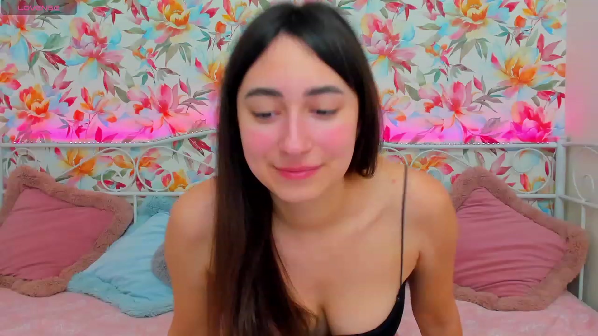 Gallery image thumbnail from SofiGrace's myfreecams stream on, 01/13/2024, 09:10 image 11 of 20