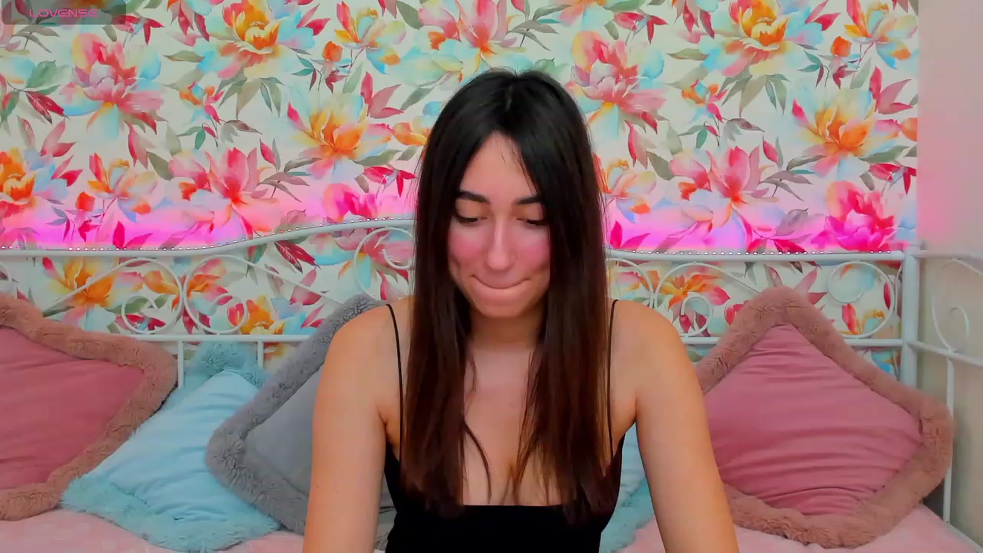 Gallery image thumbnail from SofiGrace's myfreecams stream on, 01/13/2024, 09:10 image 1 of 20