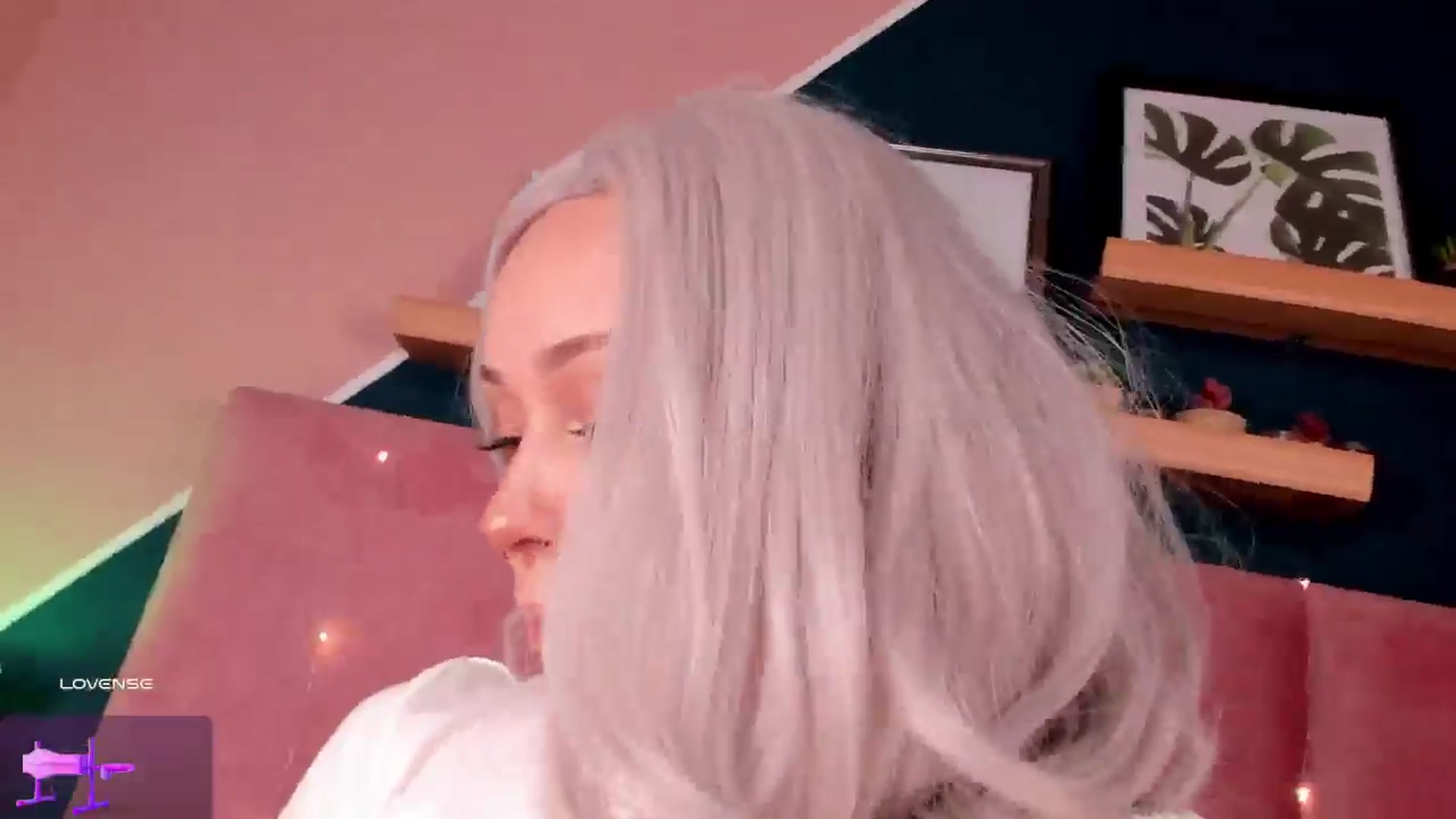 Gallery image thumbnail from SofiGray_'s myfreecams stream on, 10/31/2024, 01:14 image 8 of 20
