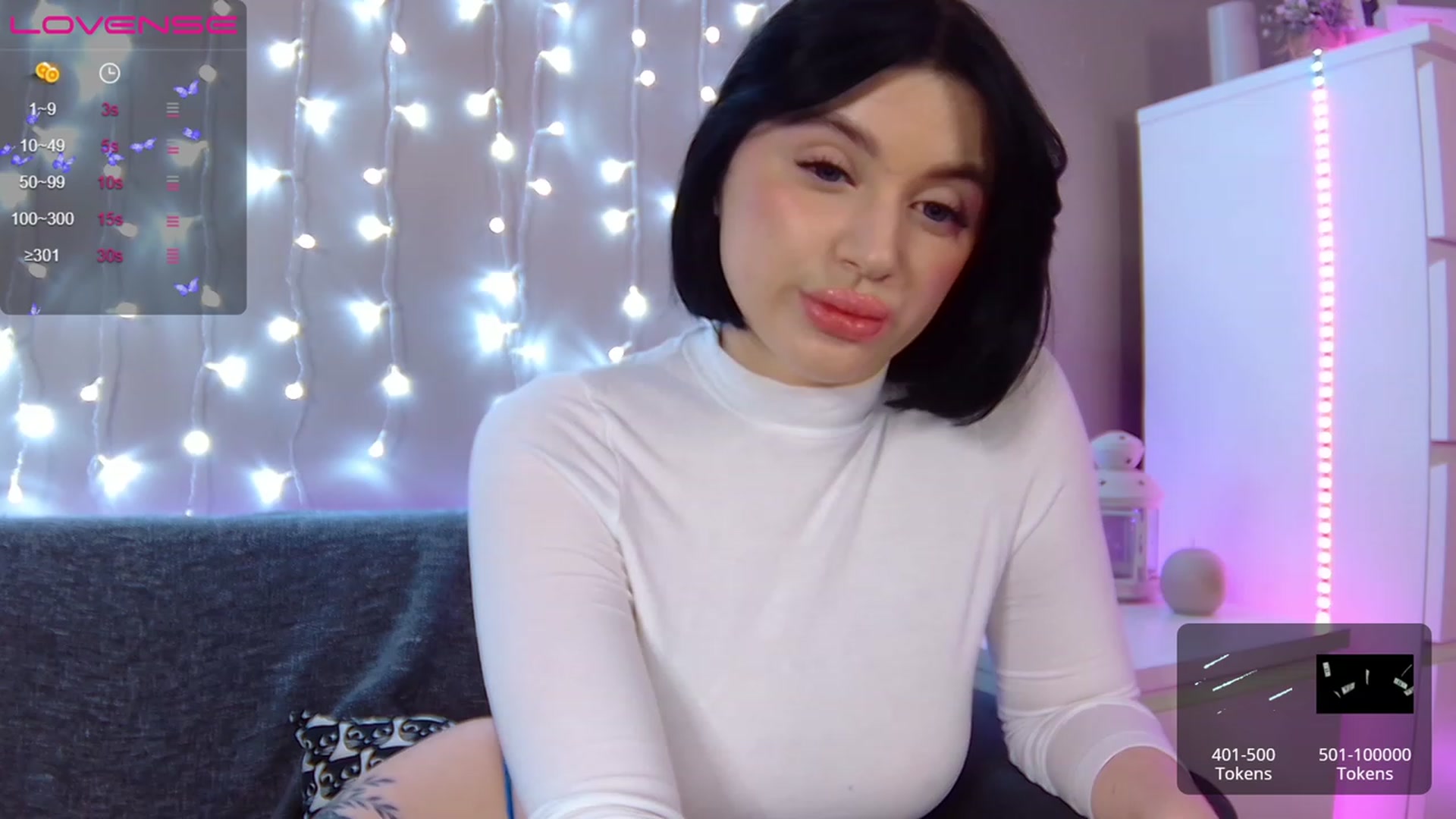 Gallery image thumbnail from SofiKittyy's myfreecams stream on, 11/17/2022, 02:35 image 14 of 20
