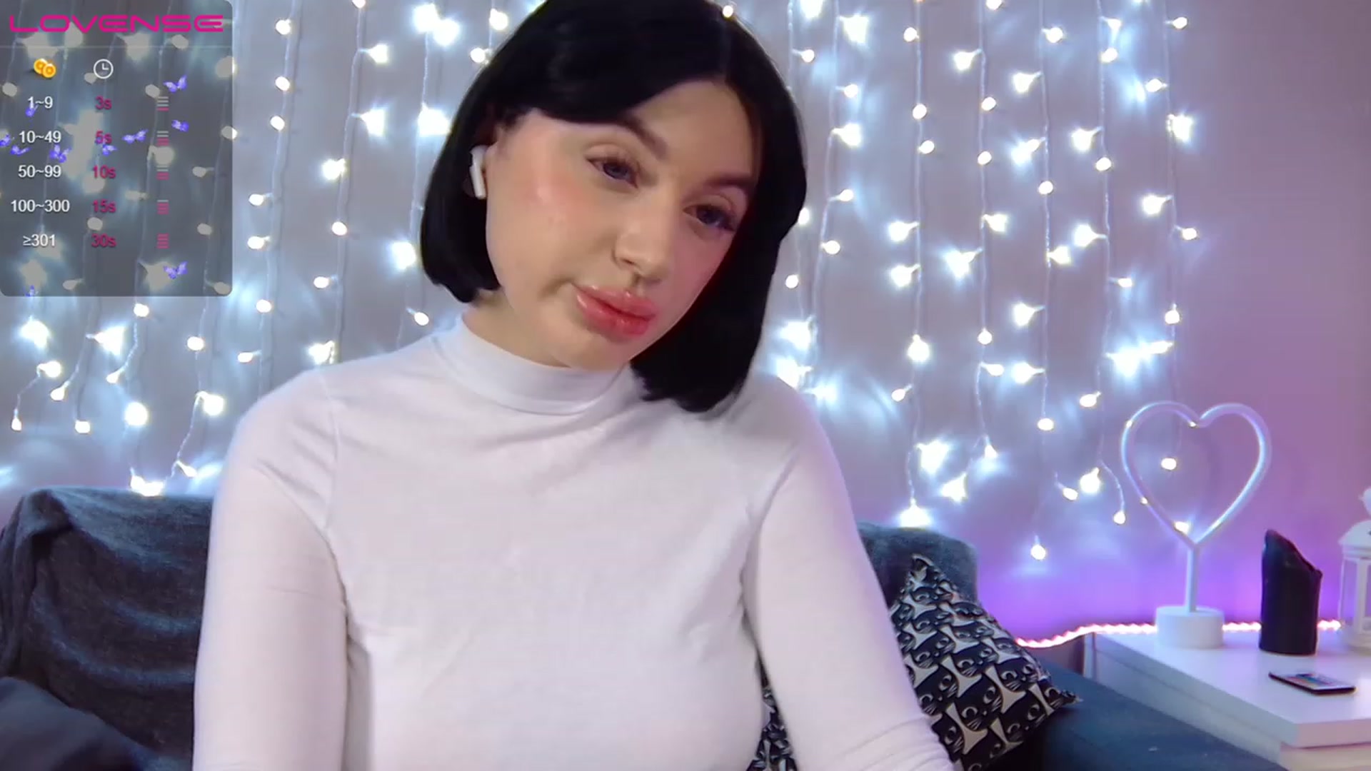 Gallery image thumbnail from SofiKittyy's myfreecams stream on, 11/17/2022, 02:35 image 10 of 20