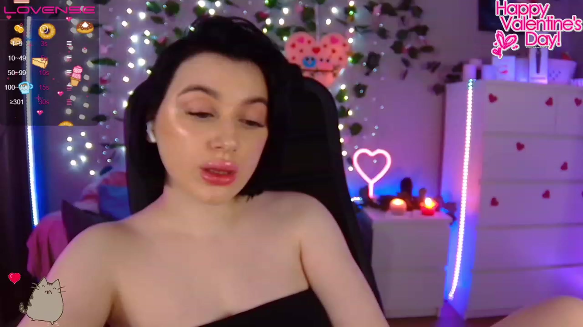 Gallery image thumbnail from SofiKittyy's myfreecams stream on, 02/13/2023, 02:05 image 19 of 20