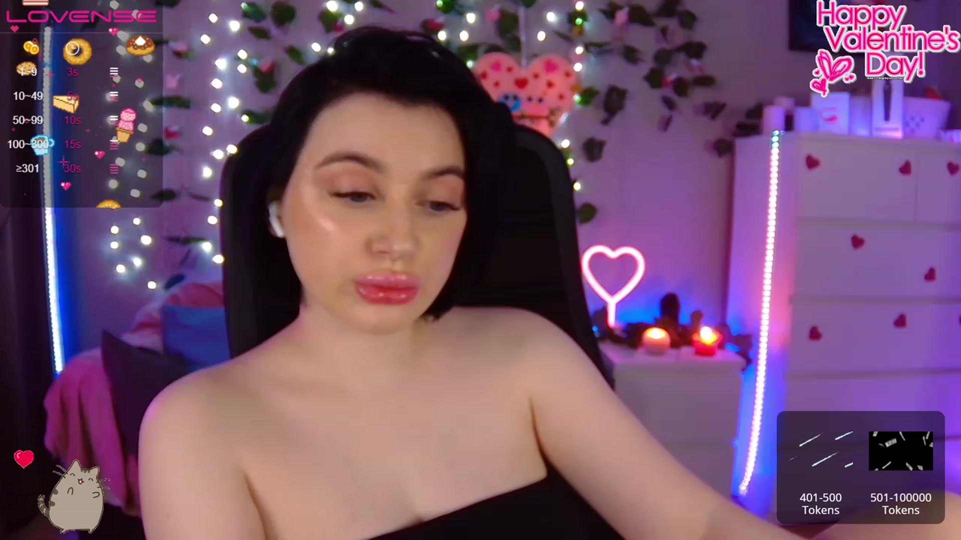 Gallery image thumbnail from SofiKittyy's myfreecams stream on, 02/13/2023, 02:05 image 5 of 20