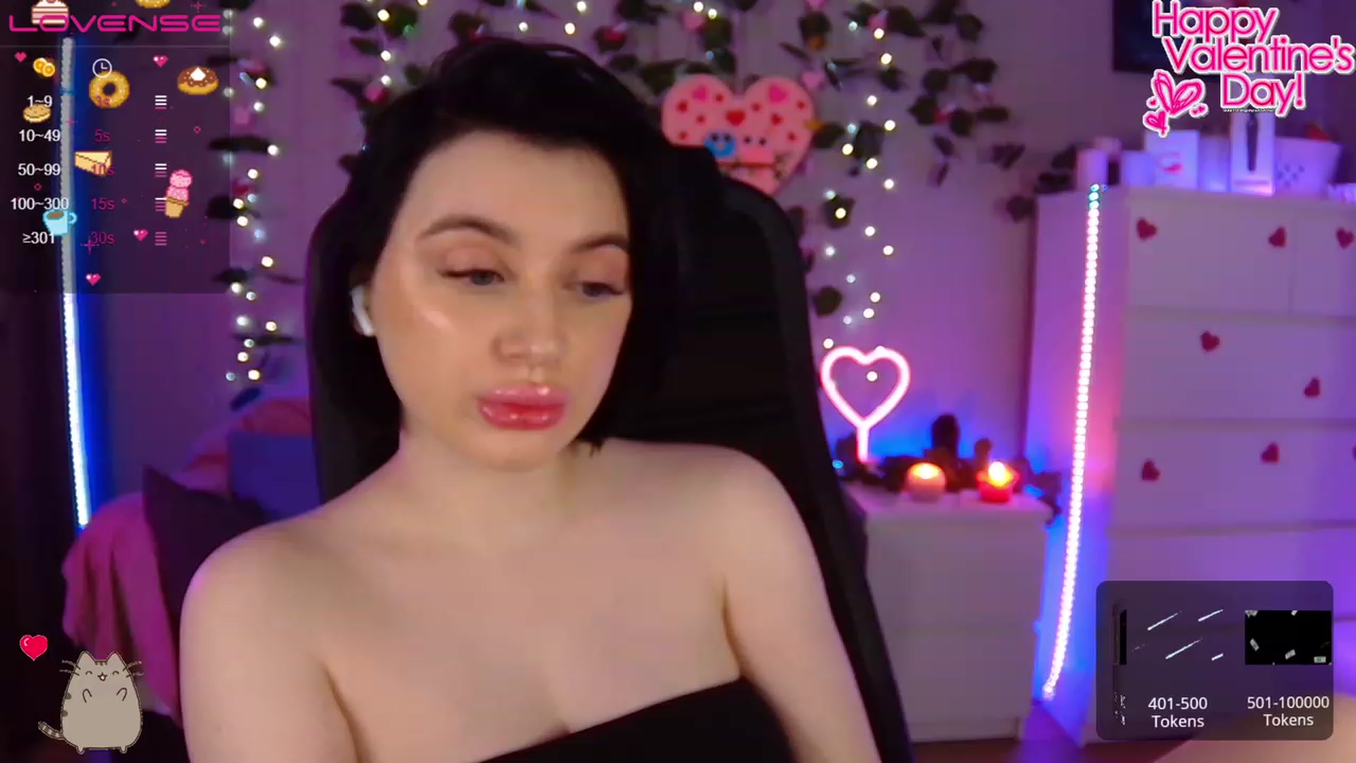 Gallery image thumbnail from SofiKittyy's myfreecams stream on, 02/13/2023, 02:05 image 8 of 20