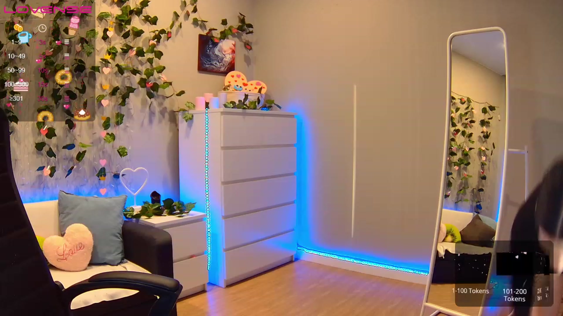 Gallery image thumbnail from SofiKittyy's myfreecams stream on, 05/15/2023, 24:56 image 15 of 20