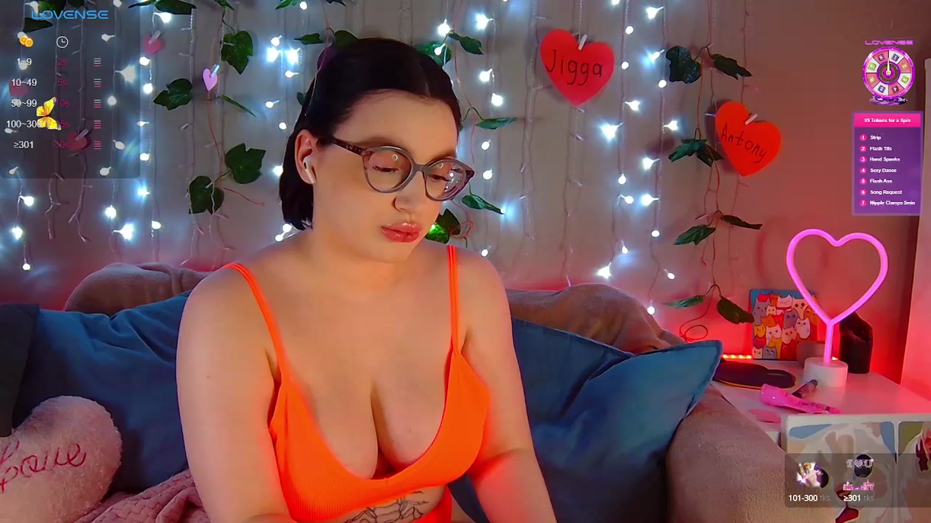Gallery image thumbnail from SofiKittyy's myfreecams stream on, 02/12/2024, 01:45 image 3 of 20