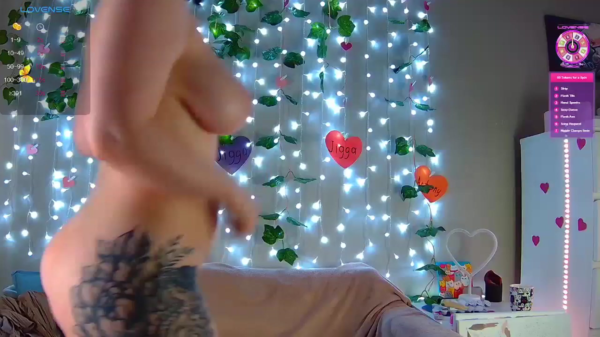 Gallery image thumbnail from SofiKittyy's myfreecams stream on, 03/13/2024, 02:26 image 18 of 20