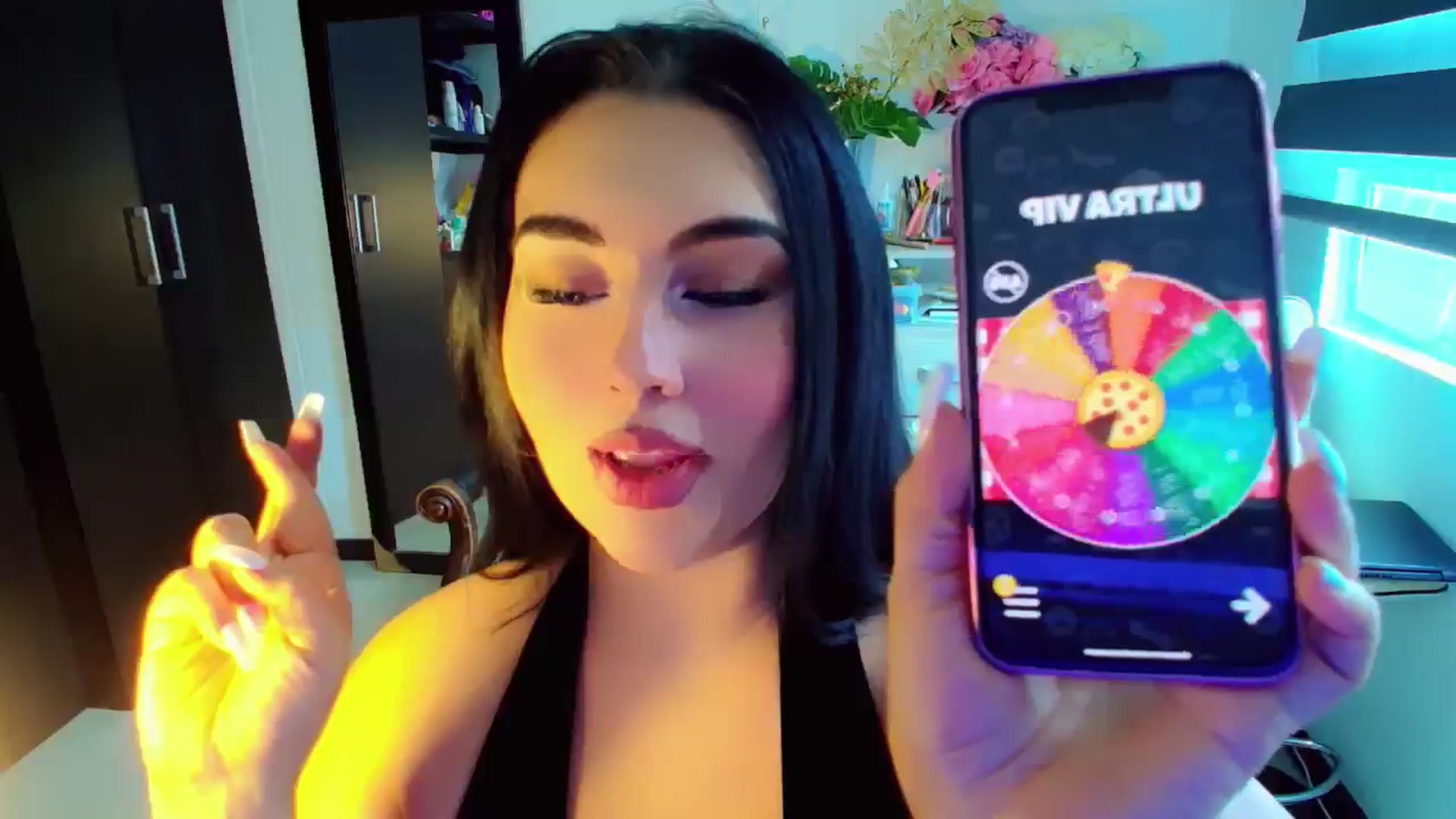 Gallery image thumbnail from SofiYoung's myfreecams stream on, 08/20/2024, 14:55 image 20 of 20
