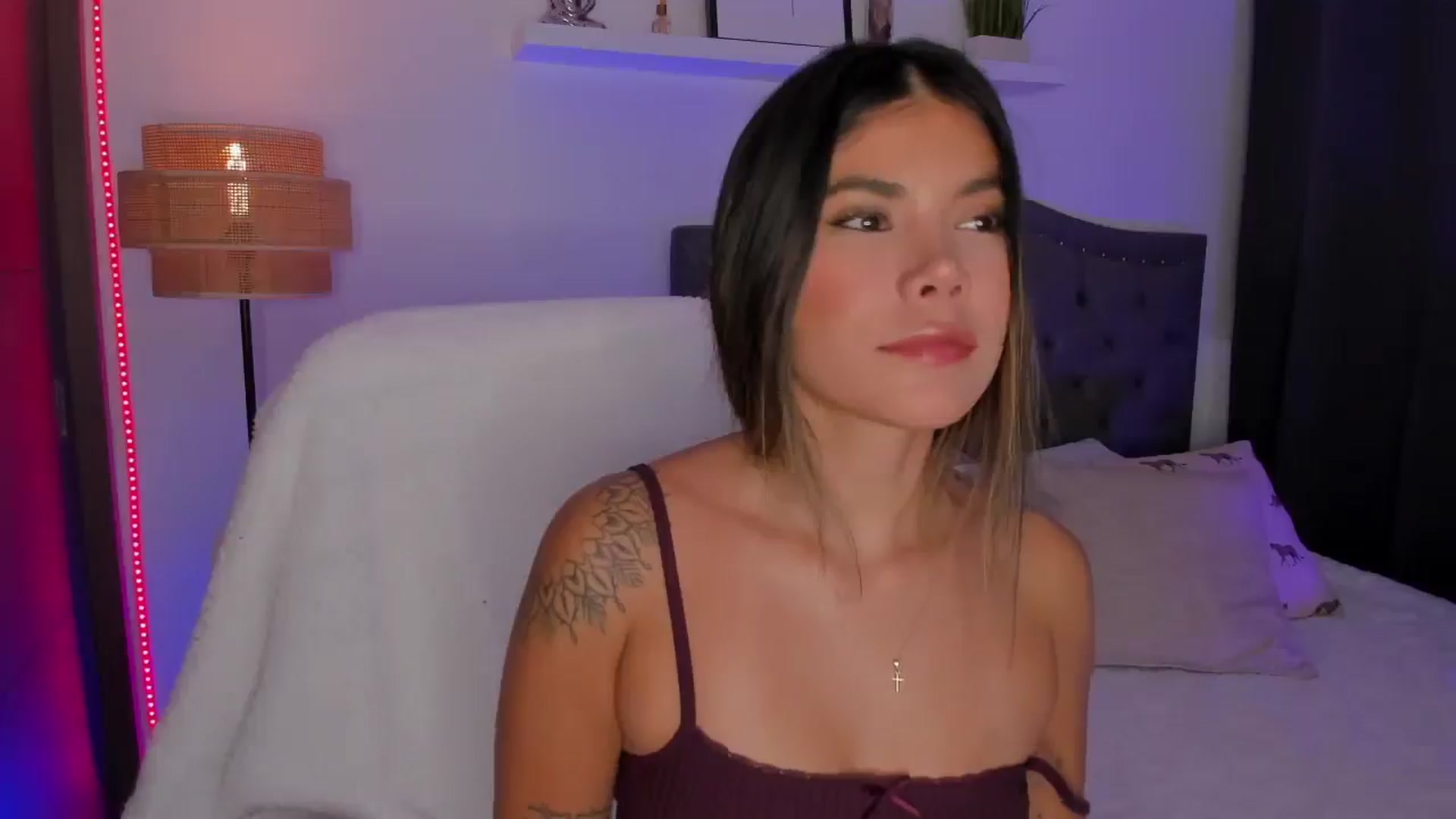 Gallery image thumbnail from Sofi__Lune's myfreecams stream on, 08/26/2025, 02:31 image 15 of 20