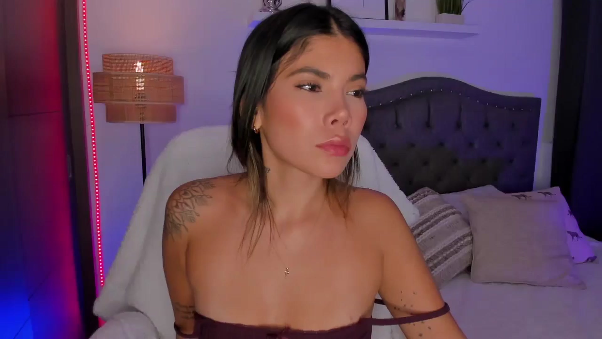 Gallery image thumbnail from Sofi__Lune's myfreecams stream on, 08/26/2025, 02:31 image 18 of 20