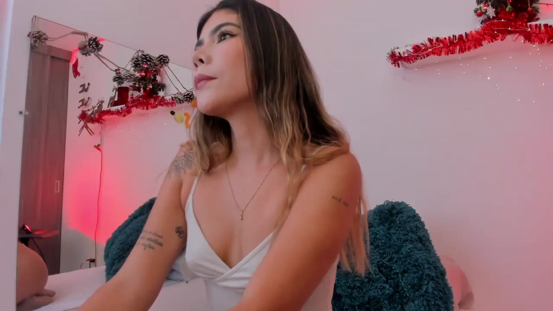 Gallery image thumbnail from Sofi___'s myfreecams stream on, 12/26/2024, 17:29 image 2 of 20