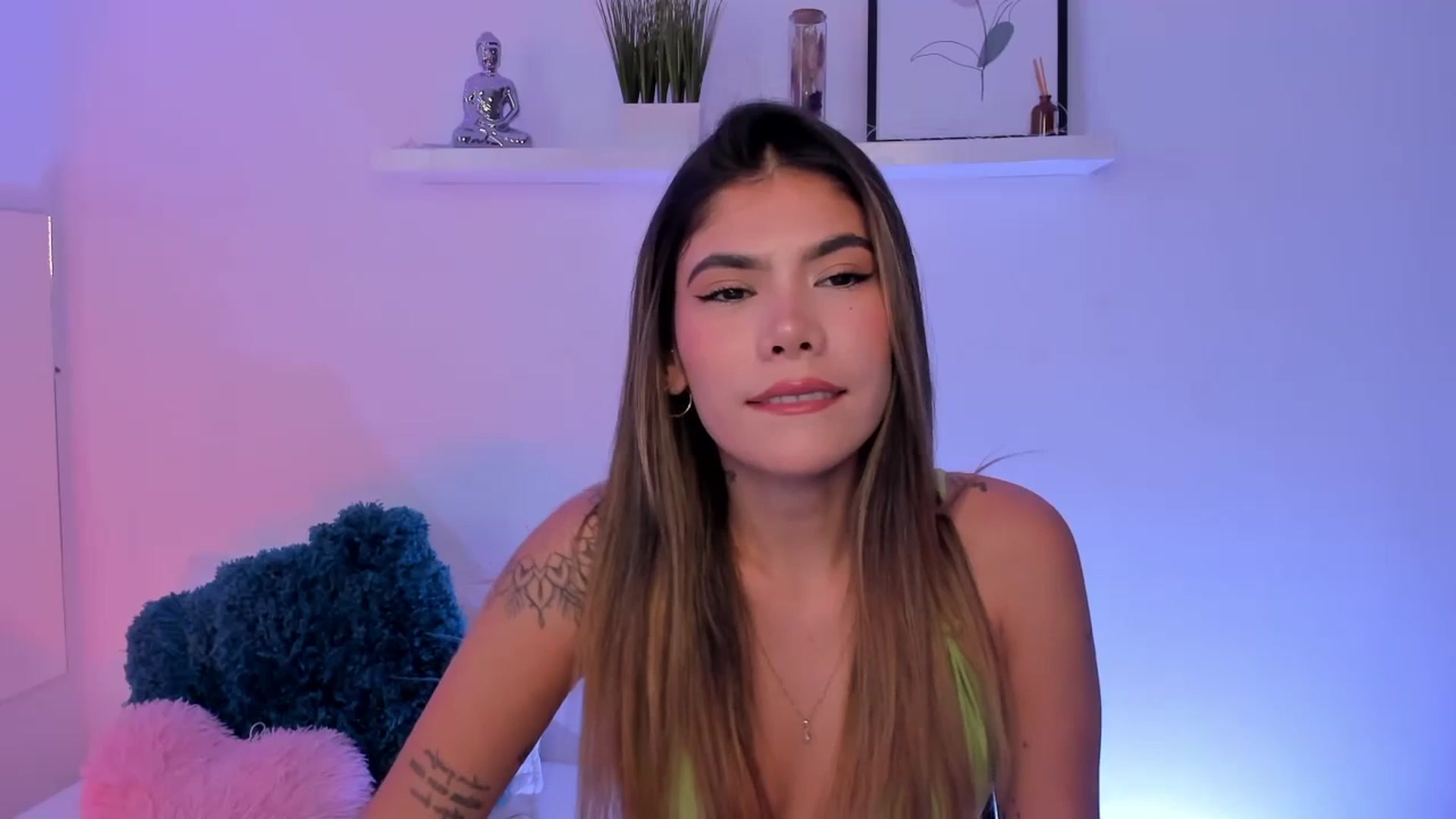 Gallery image thumbnail from Sofi___'s myfreecams stream on, 02/18/2025, 20:22 image 3 of 20