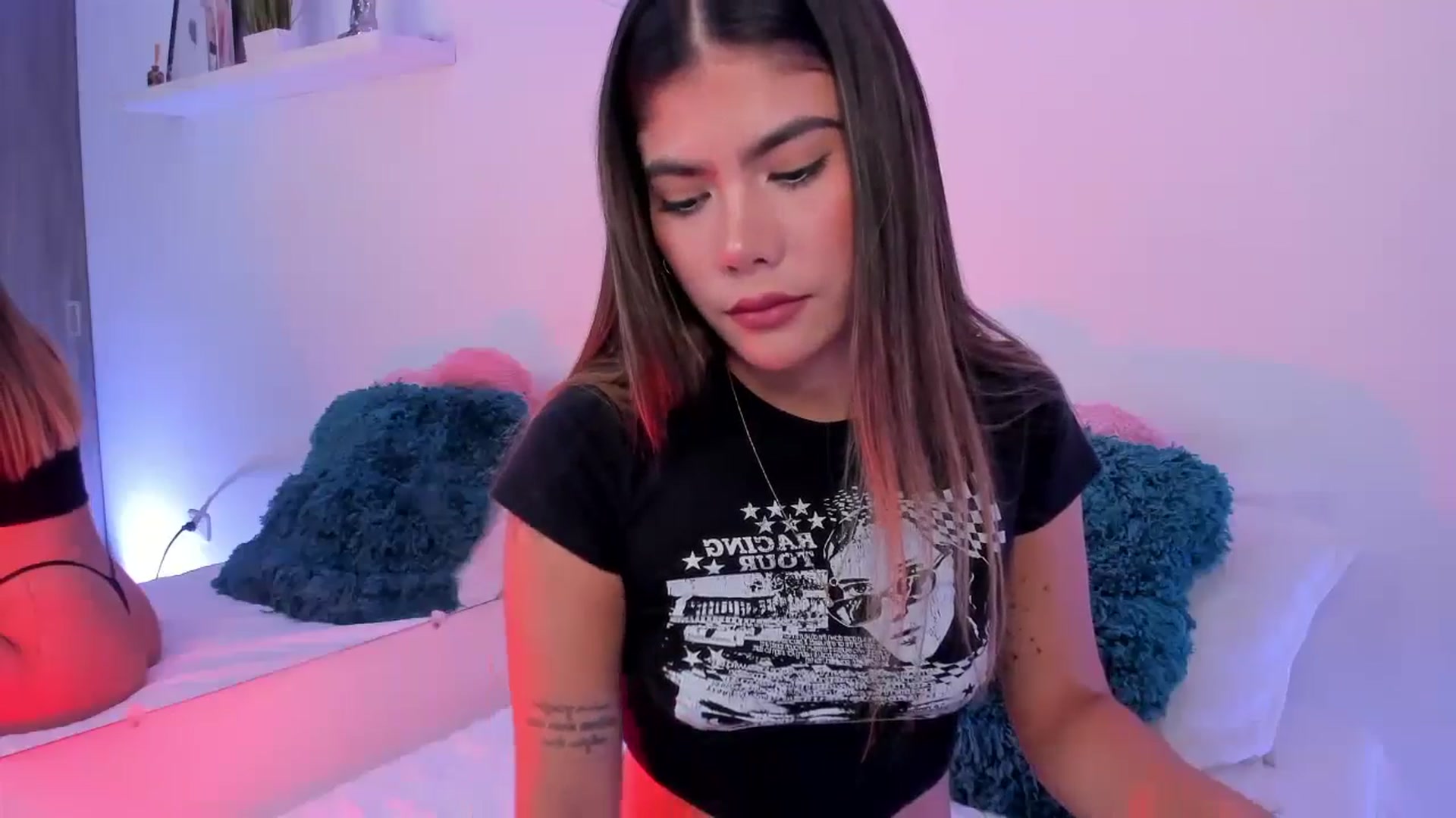 Gallery image thumbnail from Sofi___'s myfreecams stream on, 03/05/2025, 18:58 image 10 of 20