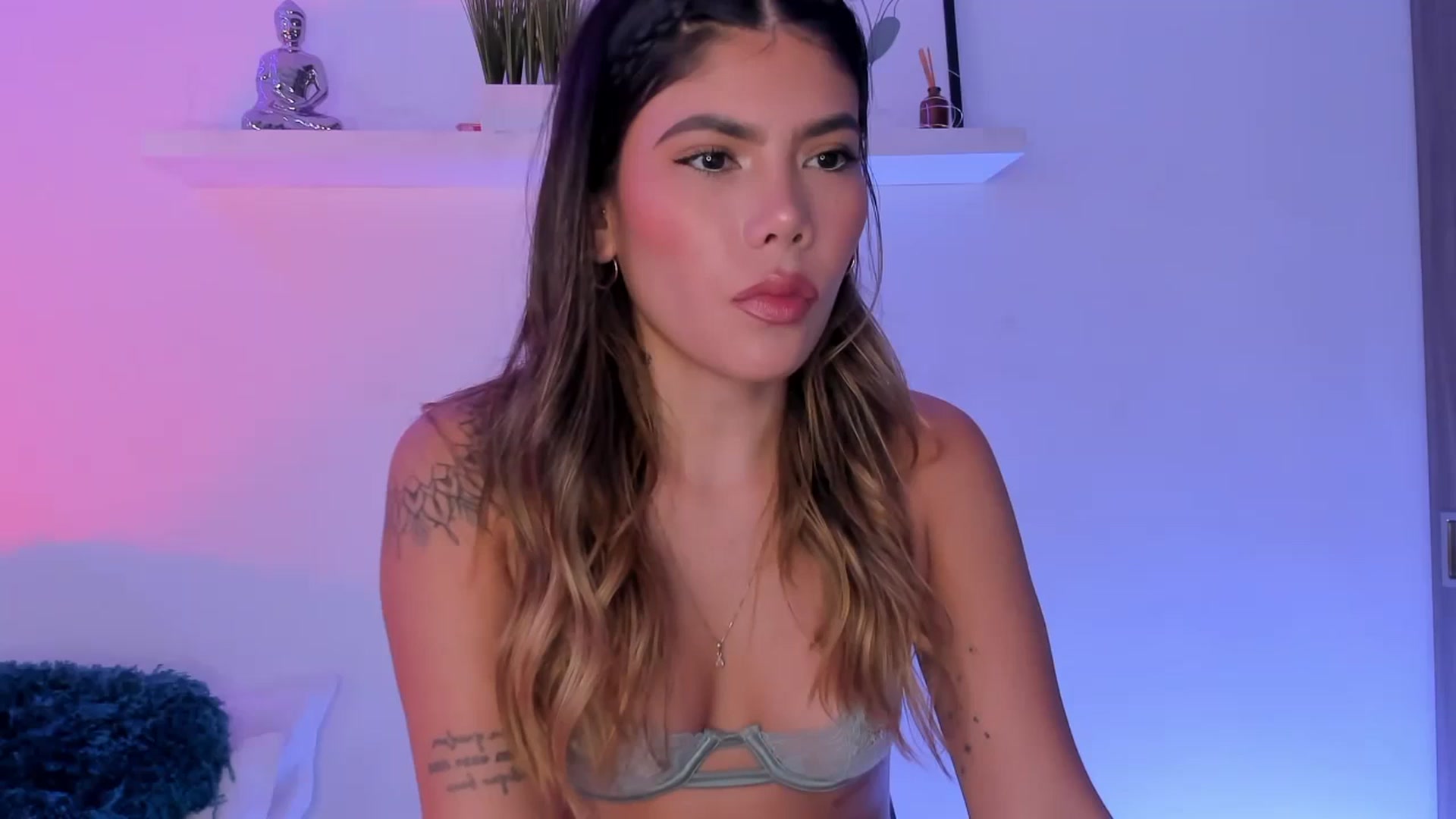 Gallery image thumbnail from Sofi___'s myfreecams stream on, 03/19/2025, 19:45 image 1 of 20