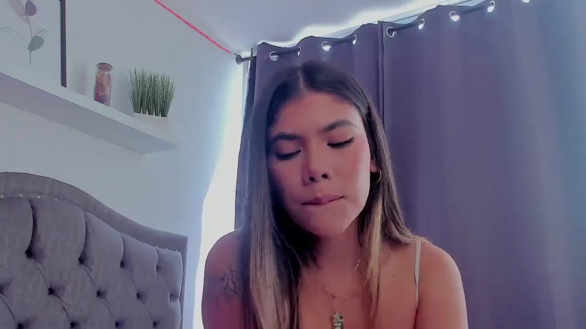 Gallery image thumbnail from Sofi___'s myfreecams stream on, 05/07/2025, 18:49 image 7 of 20