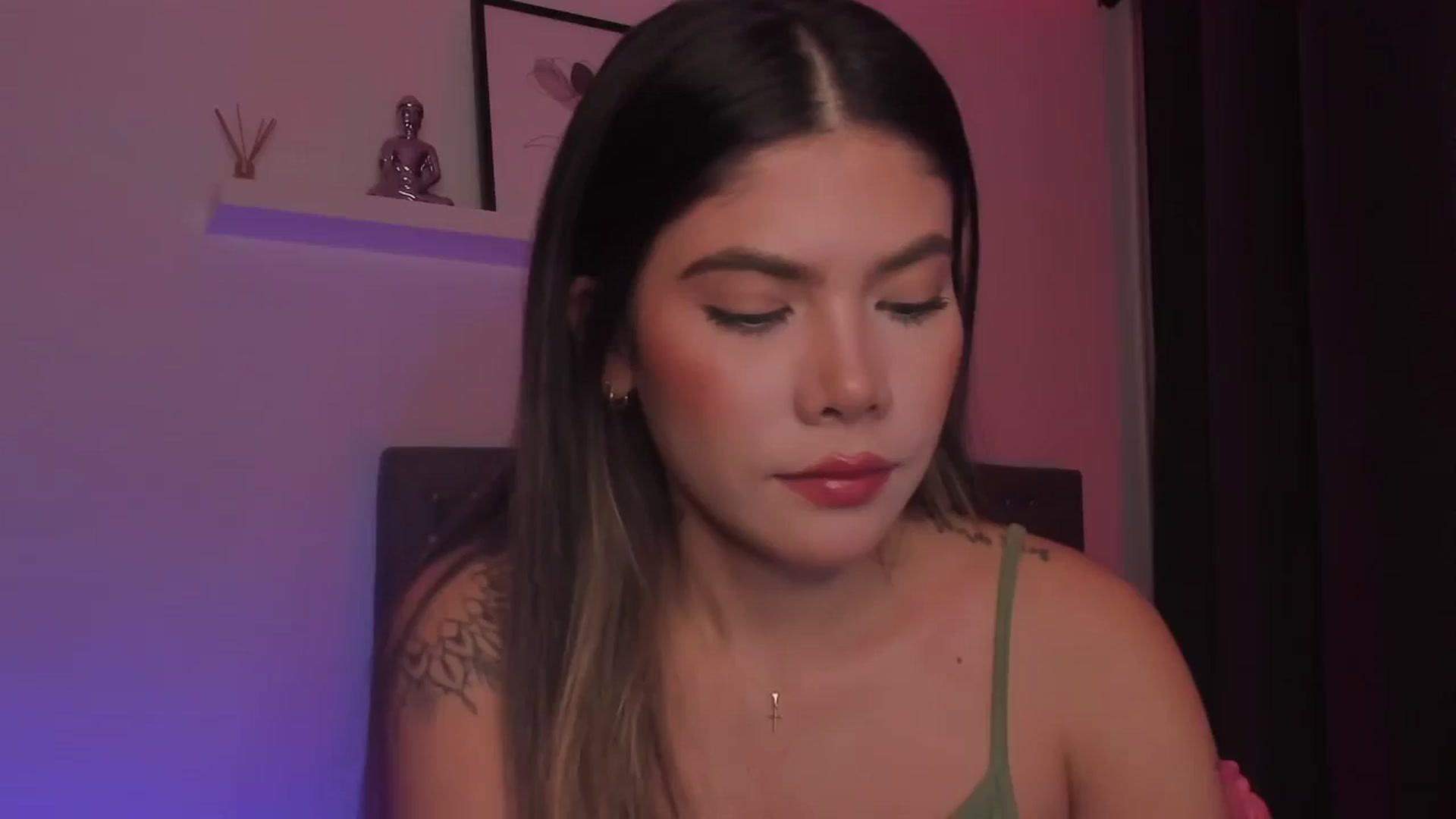 Gallery image thumbnail from Sofi___'s myfreecams stream on, 07/01/2025, 24:25 image 2 of 20