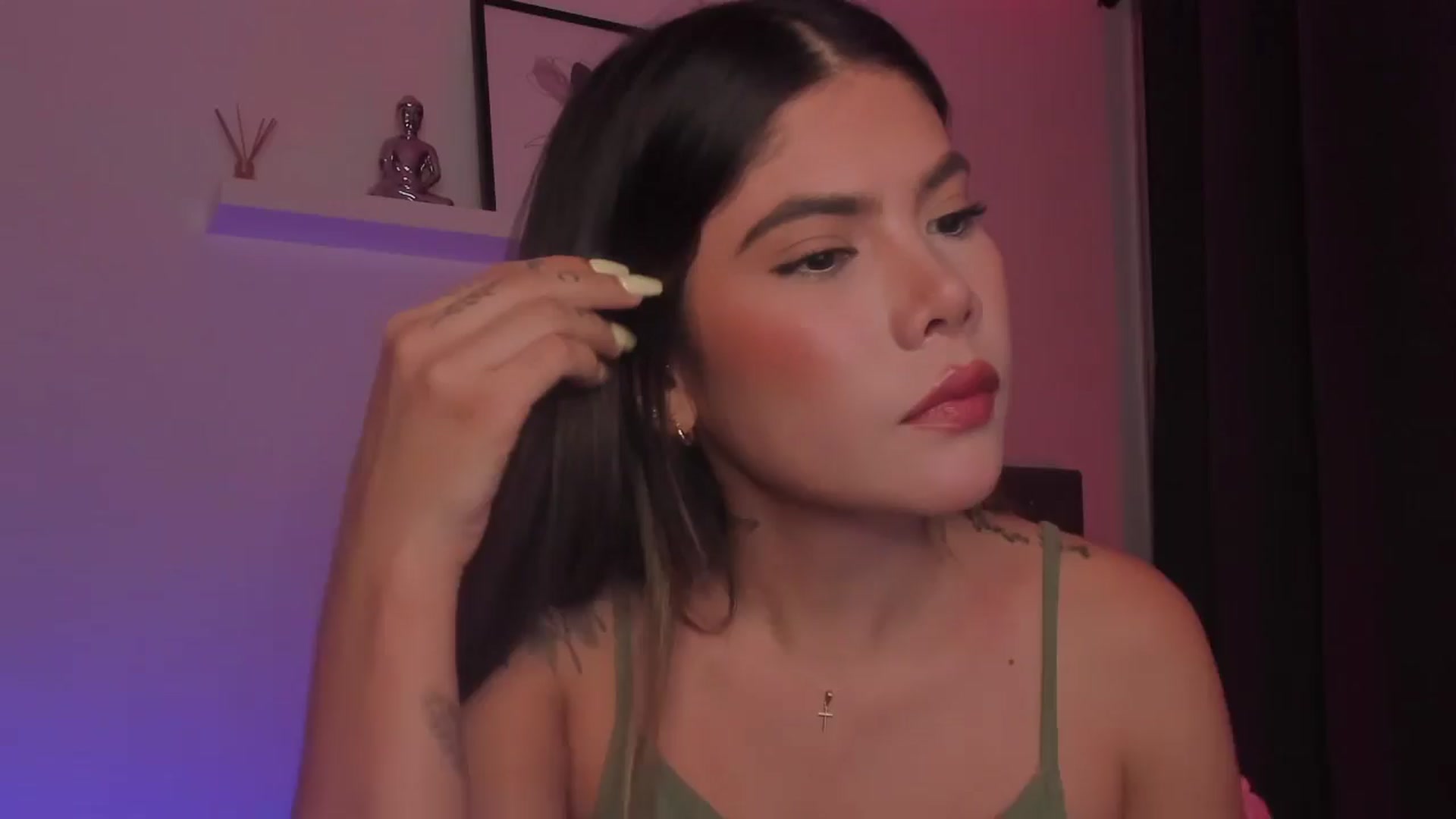 Gallery image thumbnail from Sofi___'s myfreecams stream on, 07/01/2025, 24:25 image 1 of 20