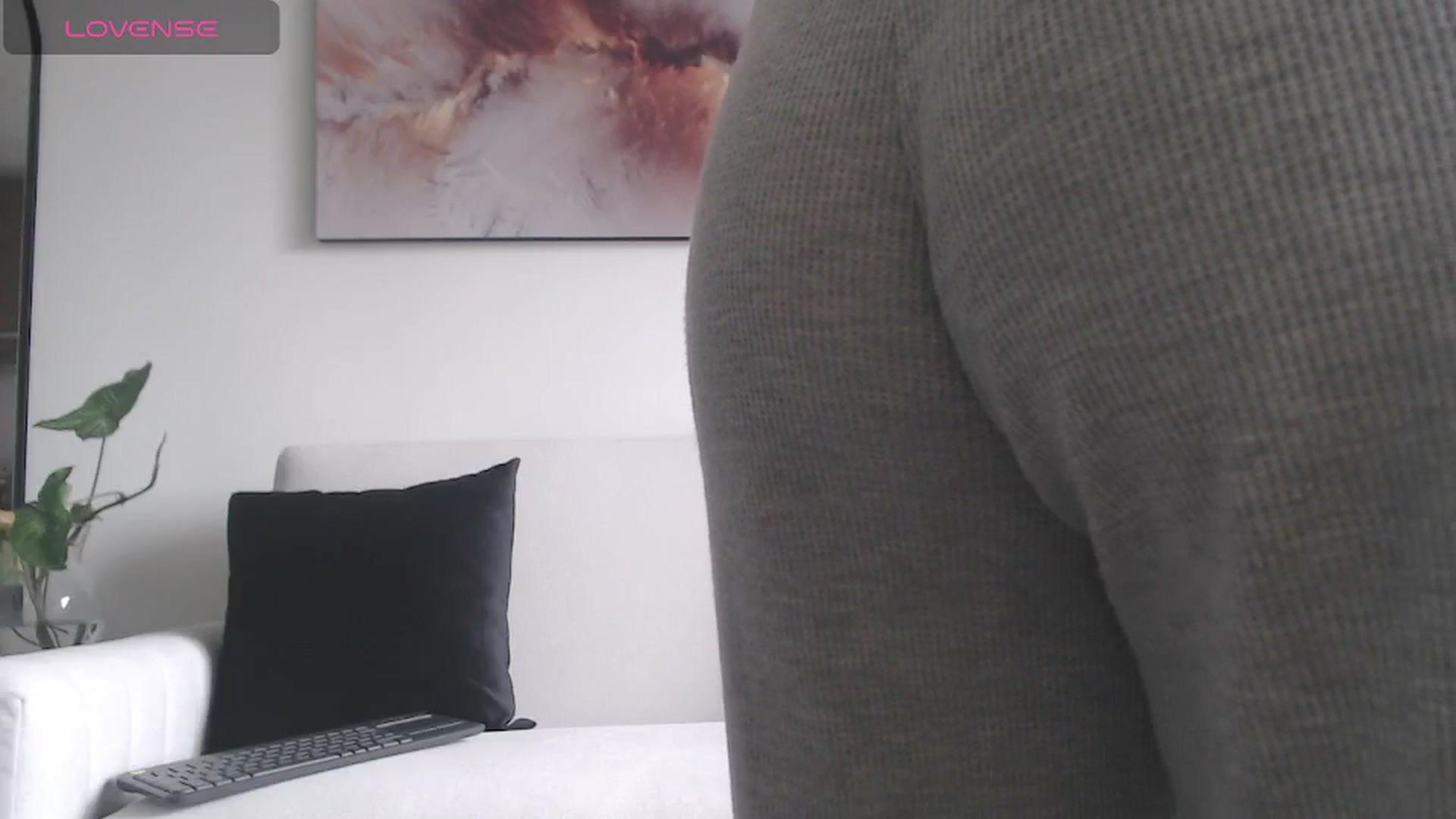 Gallery image thumbnail from Sofi_ferrero's myfreecams stream on, 10/31/2025, 15:06 image 16 of 20