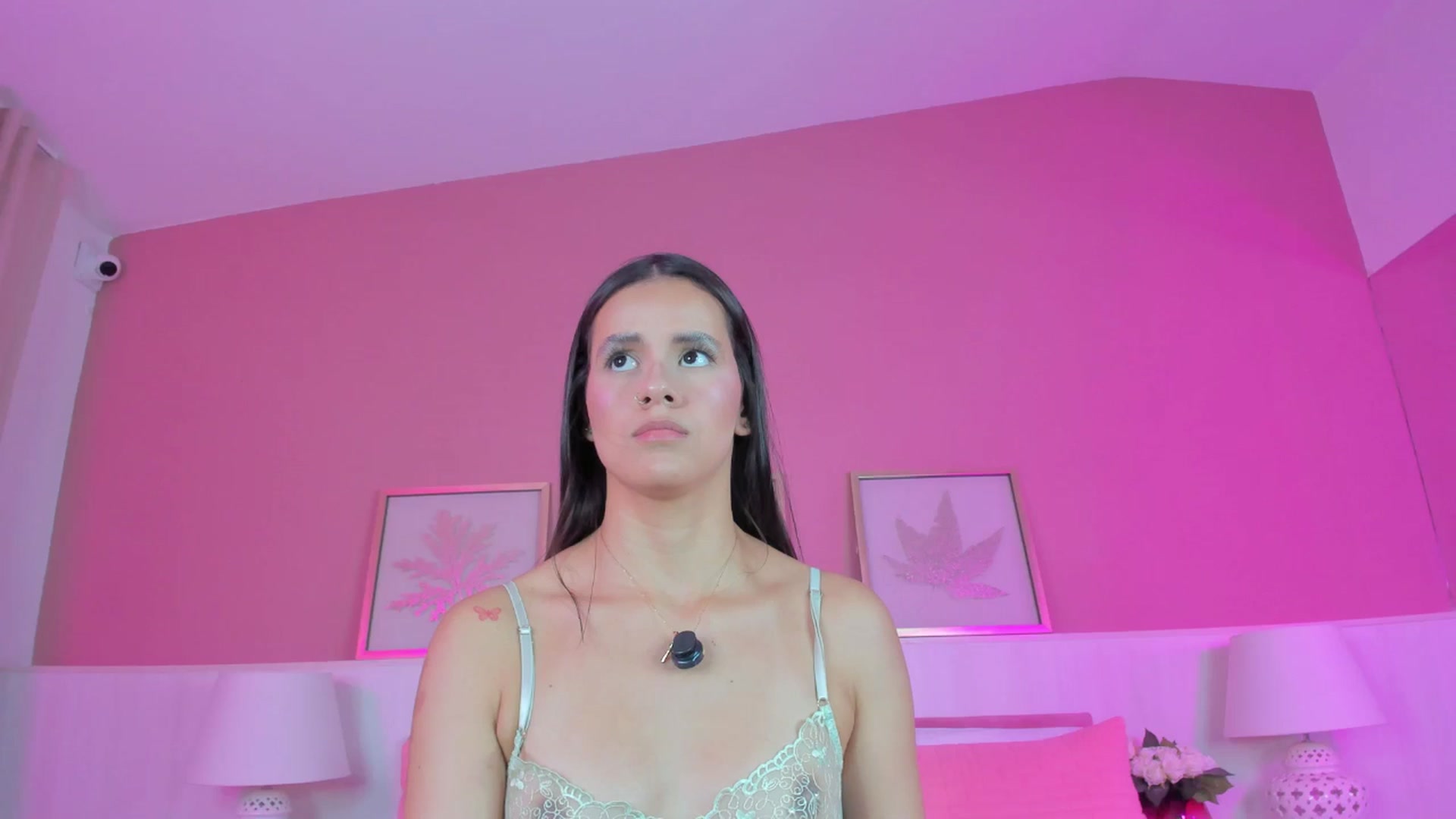 Gallery image thumbnail from SofiaDavis's myfreecams stream on, 05/05/2026, 09:43 image 16 of 20