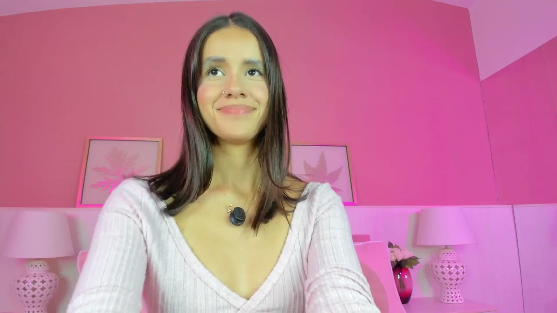 Gallery image thumbnail from SofiaDavis's myfreecams stream on, 05/06/2026, 08:24 image 6 of 20