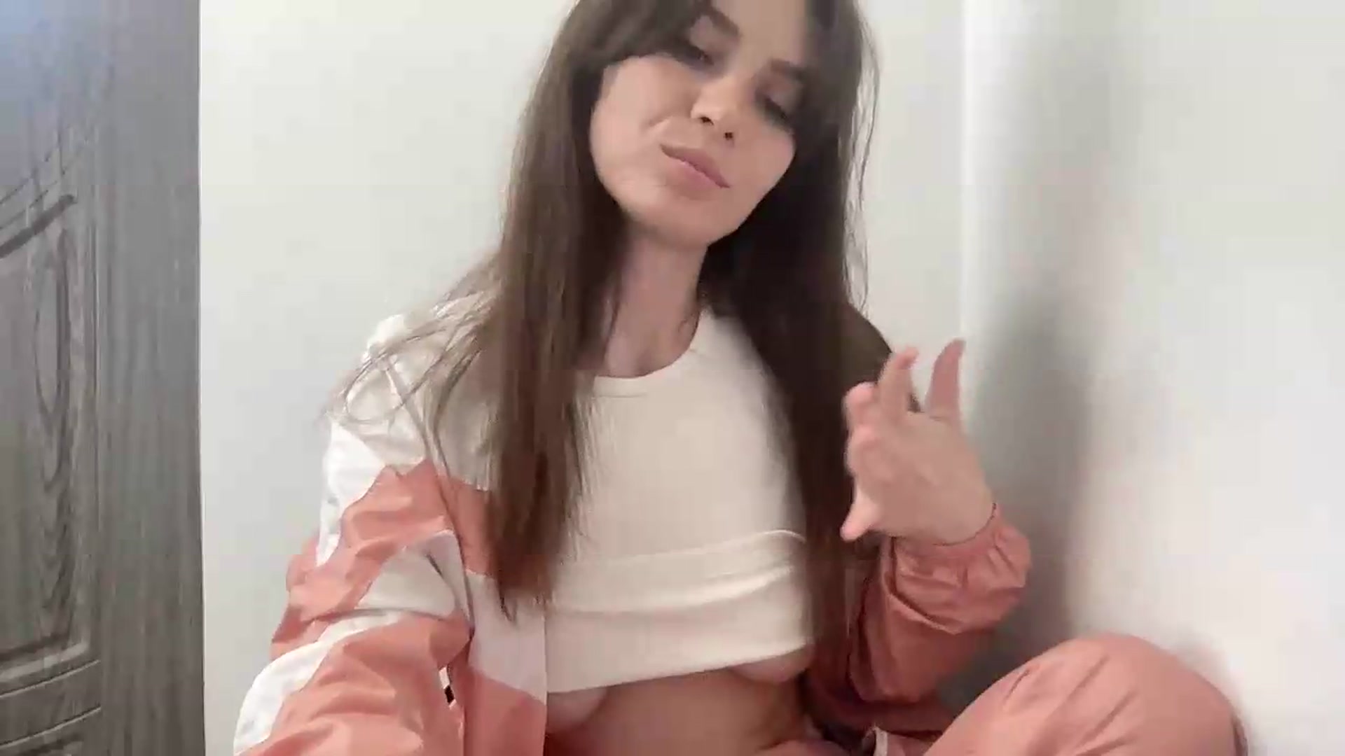 Gallery image thumbnail from SofiaGibbs's myfreecams stream on, 06/01/2026, 09:35 image 19 of 20