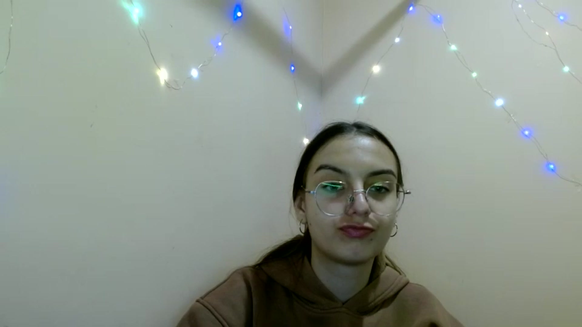 Gallery image thumbnail from SofiaLiub's myfreecams stream on, 11/12/2024, 12:32 image 20 of 20