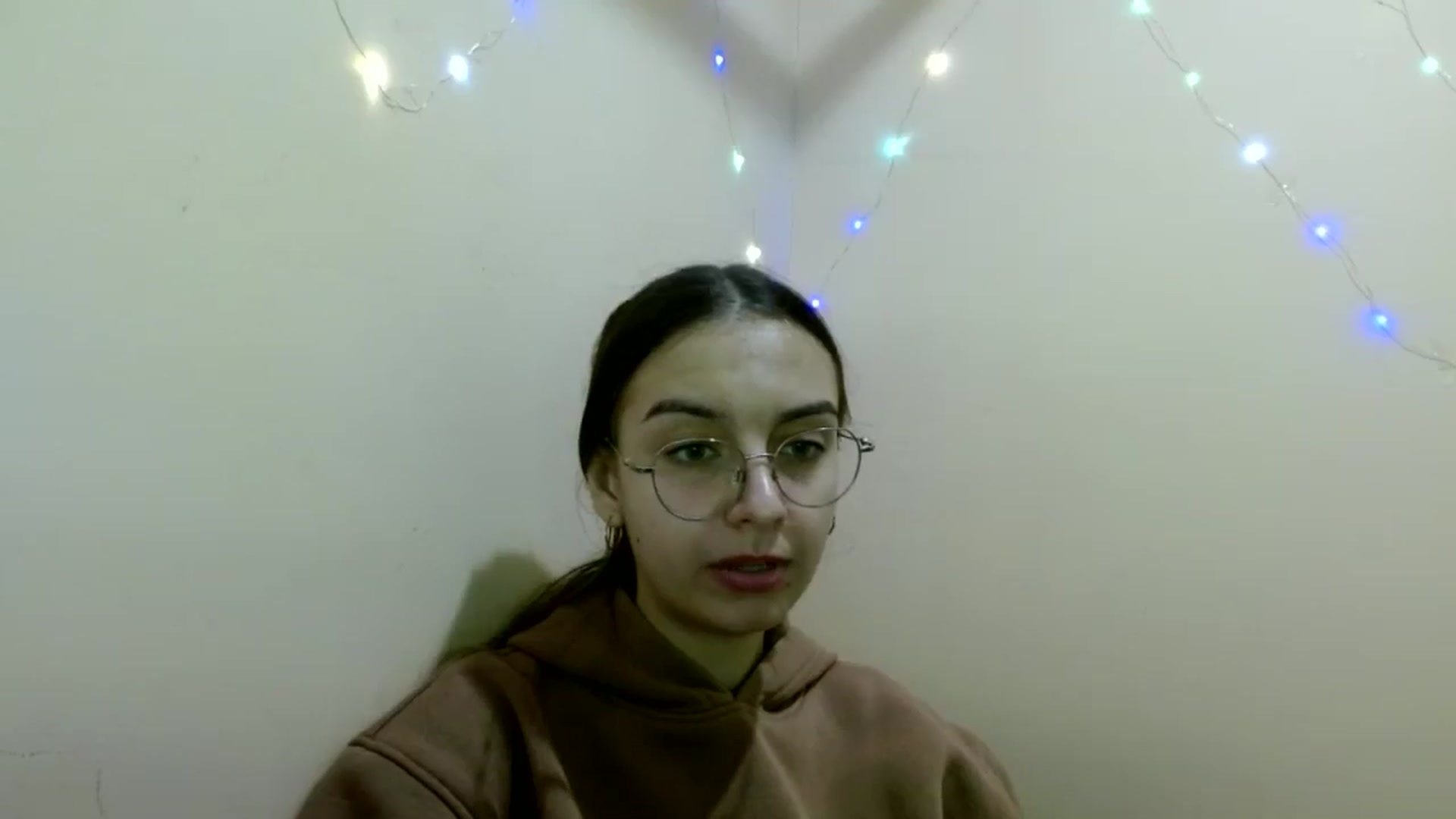 Gallery image thumbnail from SofiaLiub's myfreecams stream on, 11/12/2024, 12:32 image 16 of 20