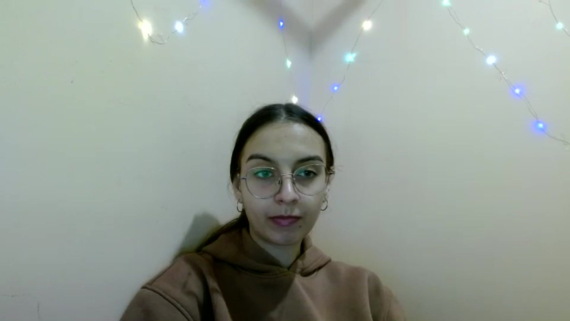 Gallery image thumbnail from SofiaLiub's myfreecams stream on, 11/12/2024, 12:32 image 14 of 20