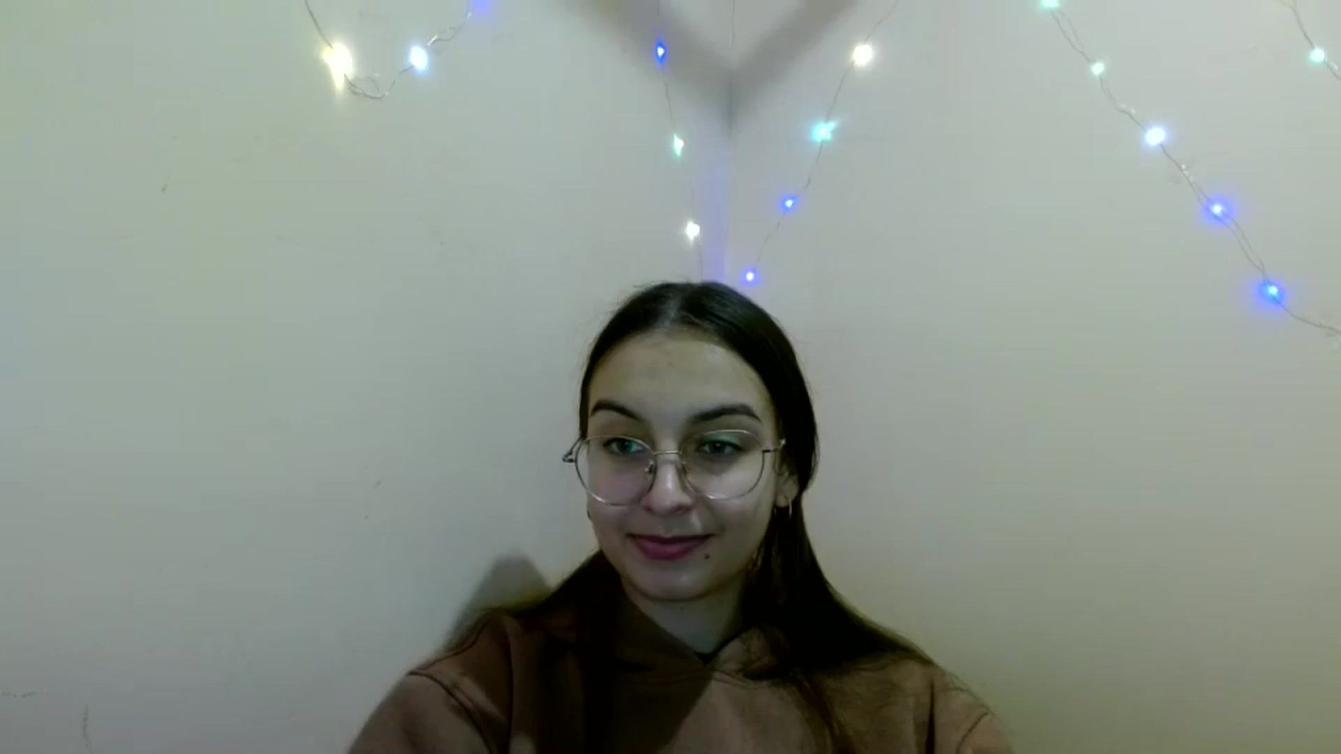 Gallery image thumbnail from SofiaLiub's myfreecams stream on, 11/12/2024, 12:32 image 7 of 20