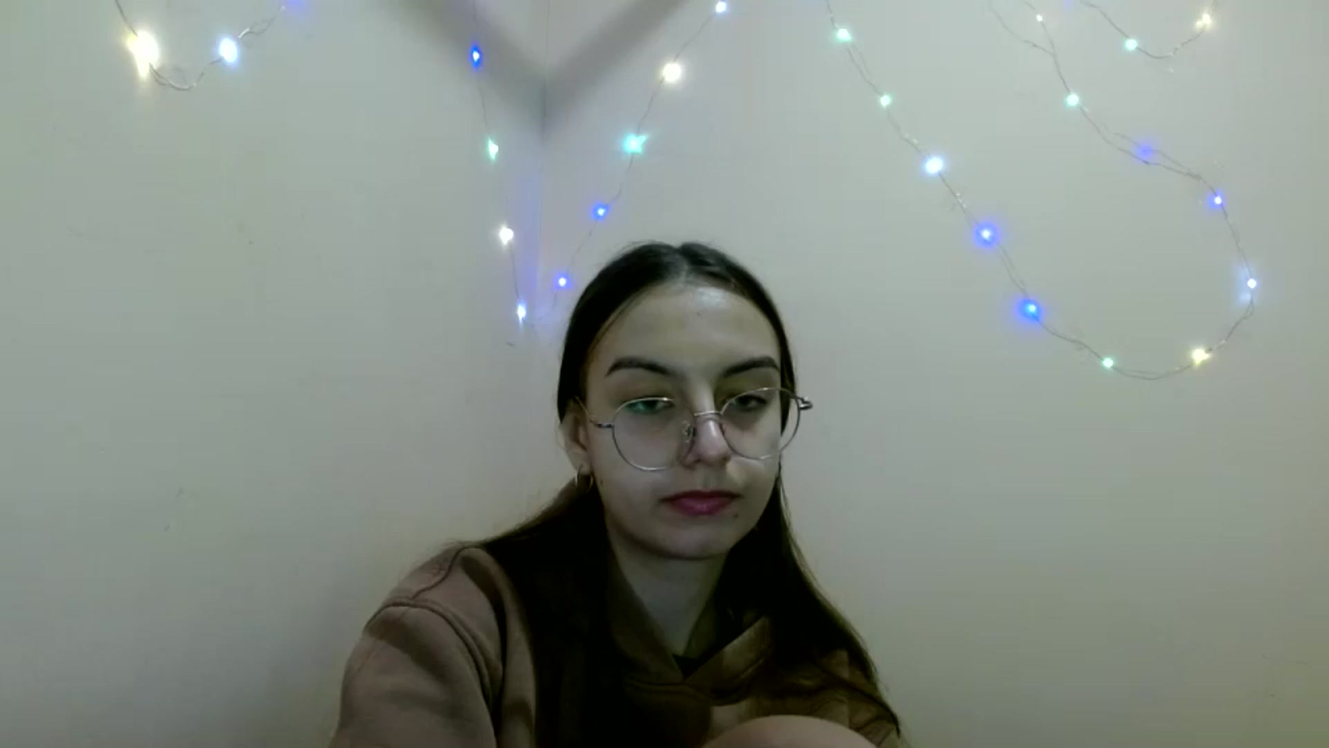 Gallery image thumbnail from SofiaLiub's myfreecams stream on, 11/12/2024, 12:32 image 1 of 20