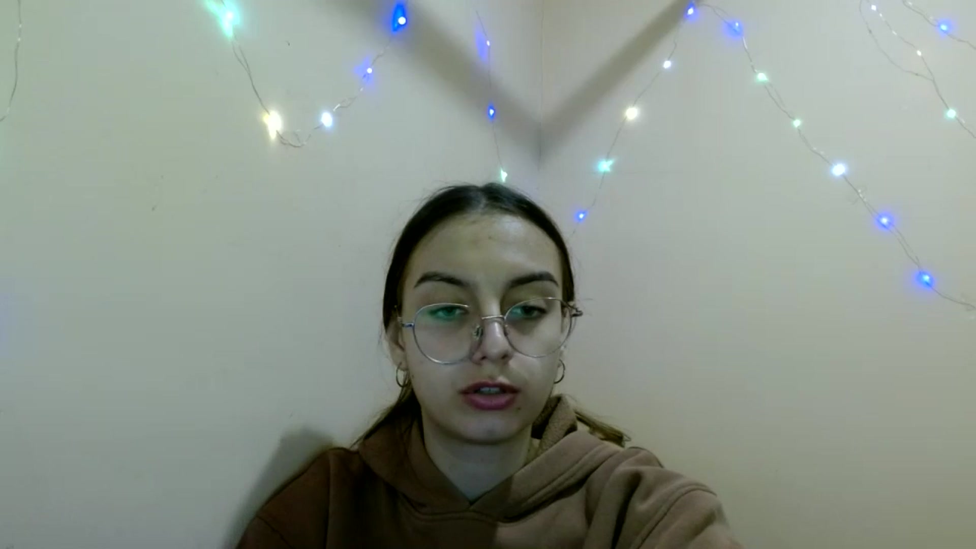 Gallery image thumbnail from SofiaLiub's myfreecams stream on, 11/12/2024, 12:32 image 19 of 20
