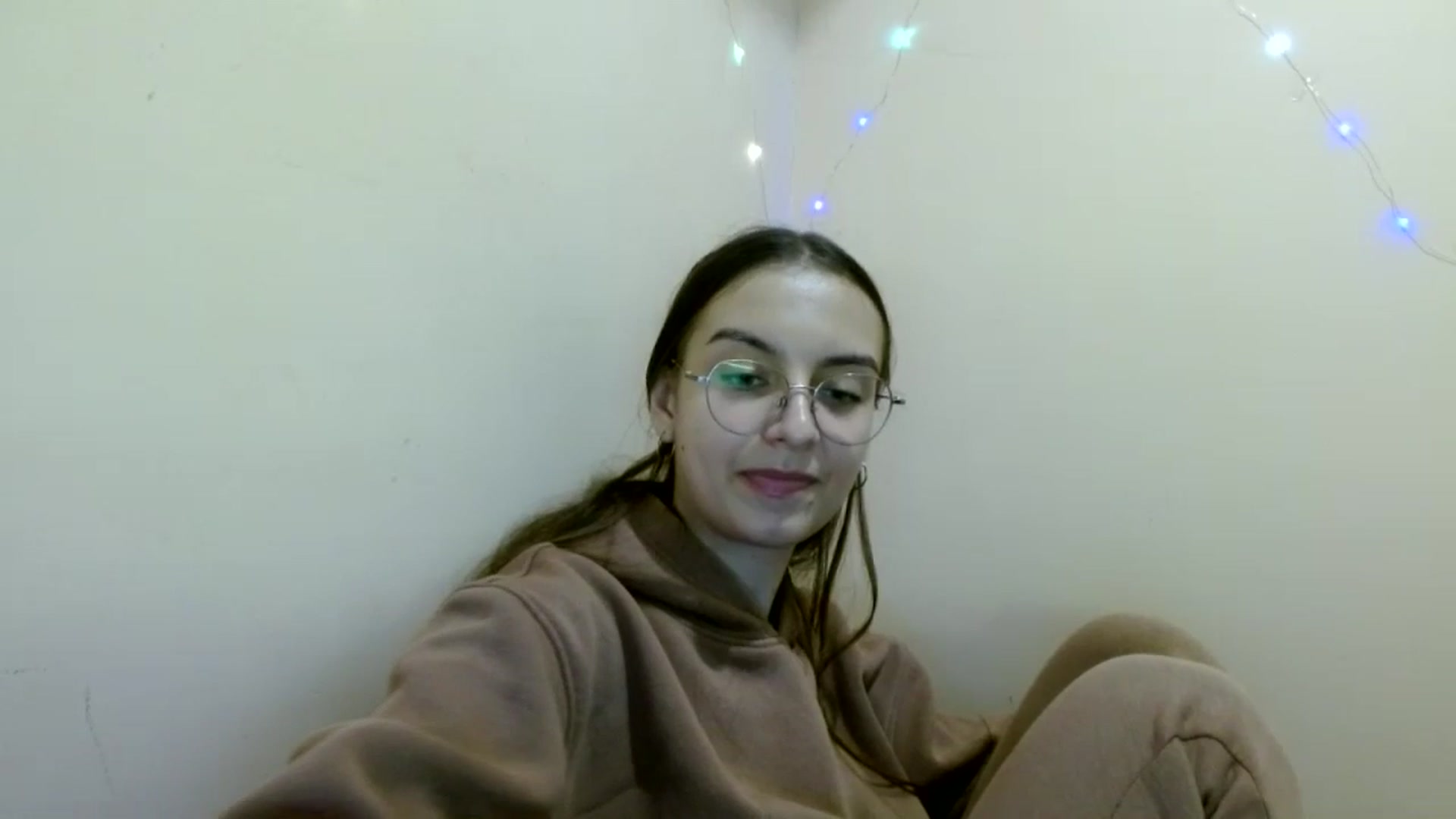 Gallery image thumbnail from SofiaLiub's myfreecams stream on, 11/12/2024, 13:05 image 15 of 20