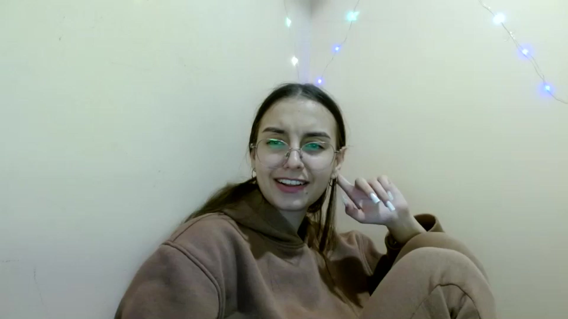 Gallery image thumbnail from SofiaLiub's myfreecams stream on, 11/12/2024, 13:05 image 10 of 20