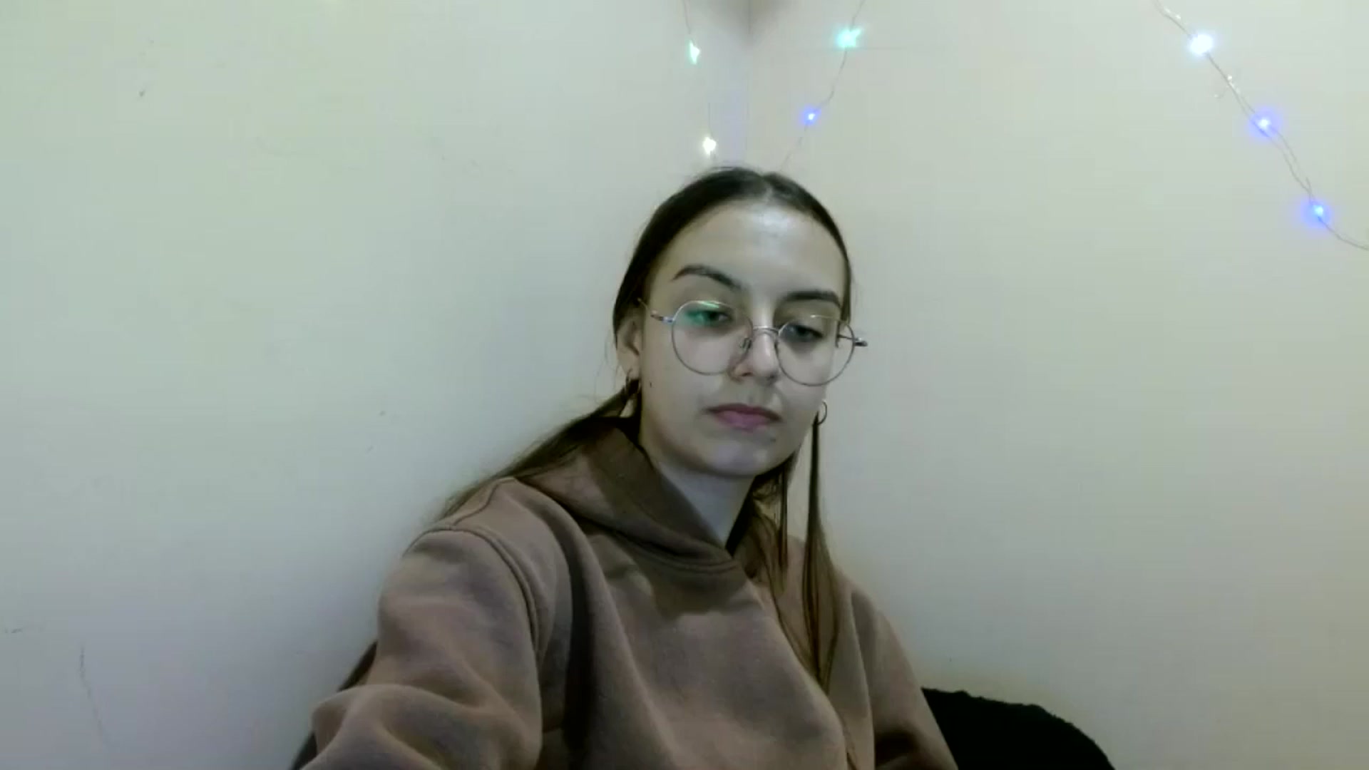 Gallery image thumbnail from SofiaLiub's myfreecams stream on, 11/12/2024, 13:05 image 18 of 20