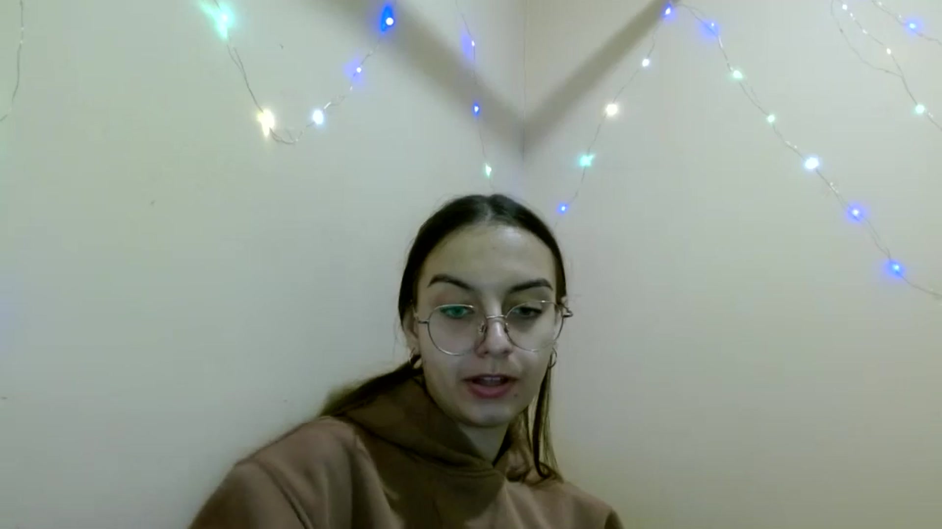 Gallery image thumbnail from SofiaLiub's myfreecams stream on, 11/12/2024, 13:05 image 7 of 20