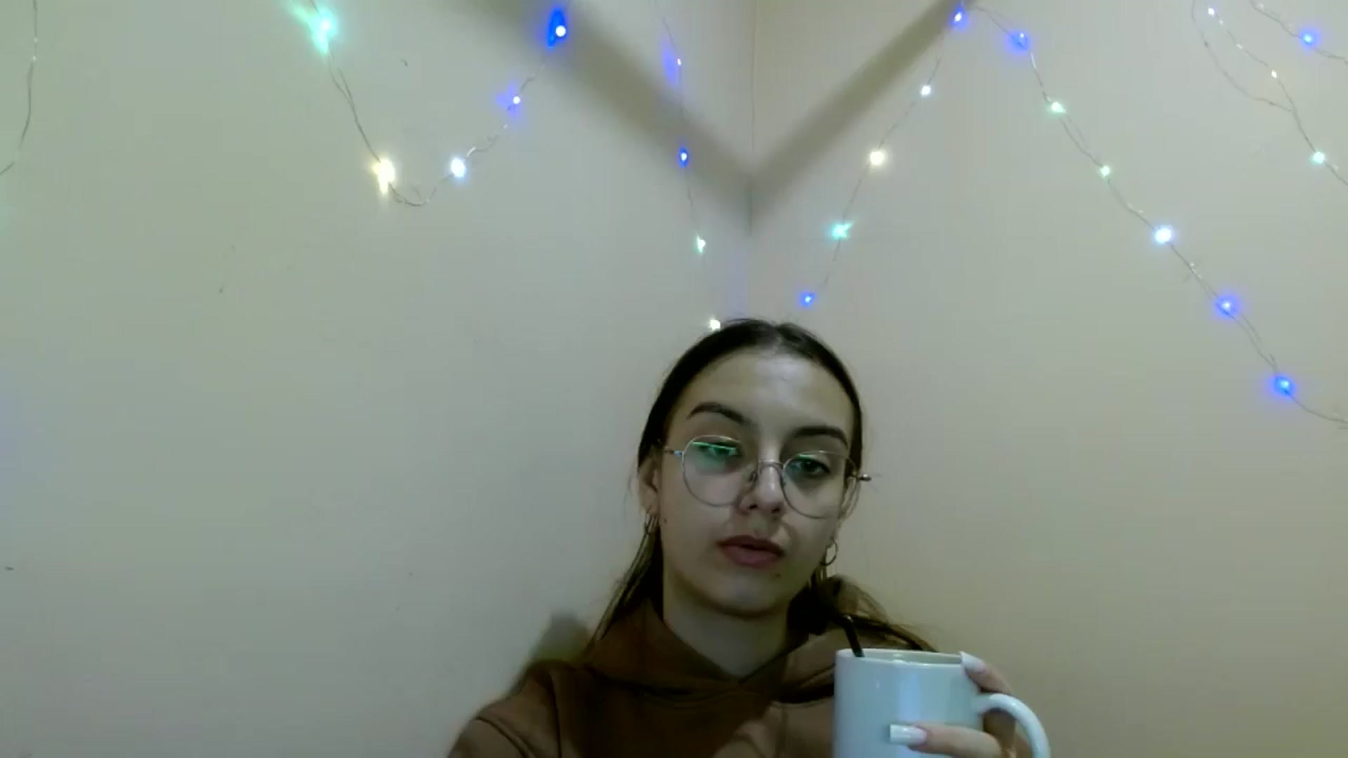 Gallery image thumbnail from SofiaLiub's myfreecams stream on, 11/12/2024, 13:05 image 3 of 20