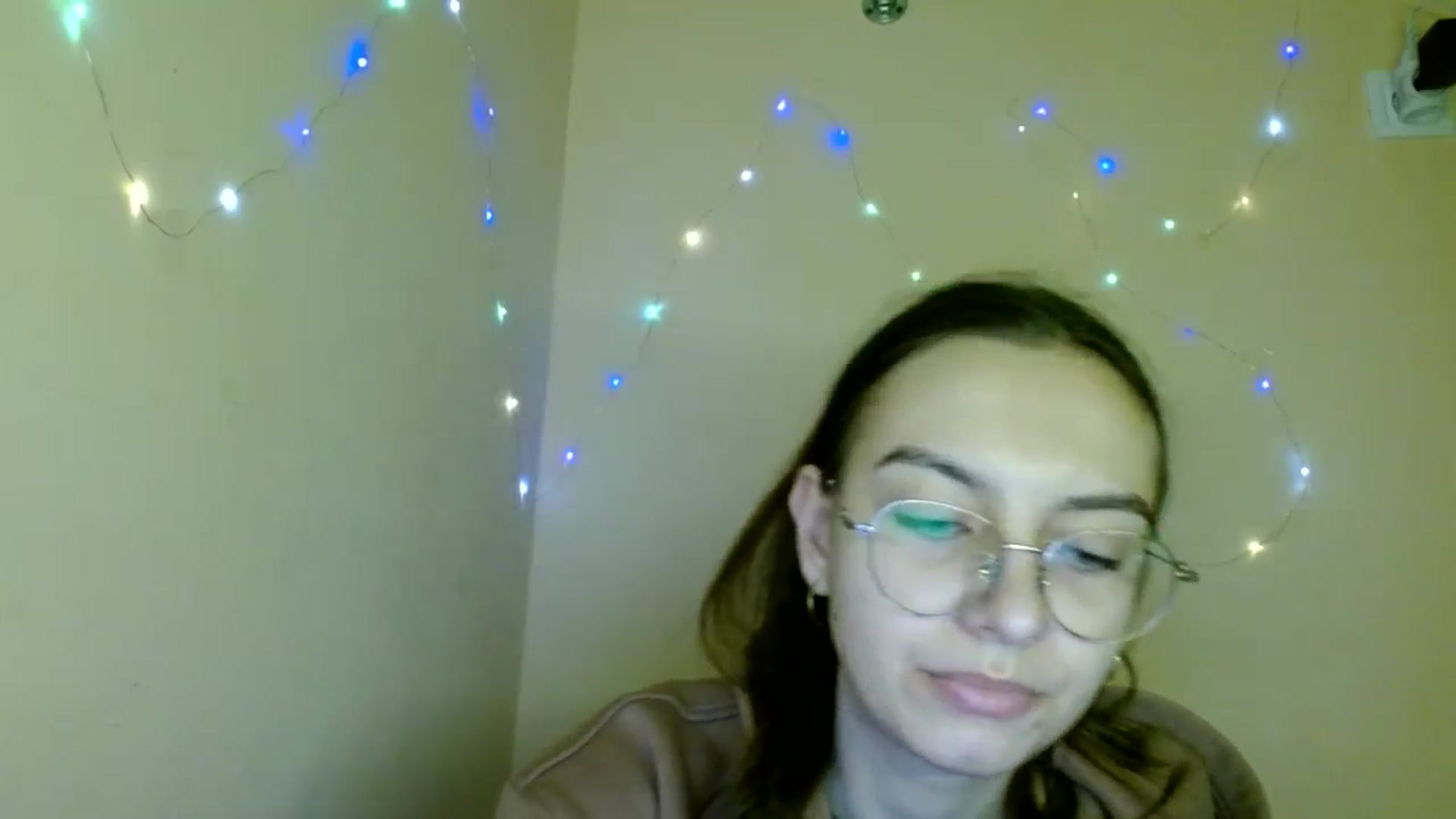 Gallery image thumbnail from SofiaLiub's myfreecams stream on, 11/13/2024, 10:34 image 3 of 20