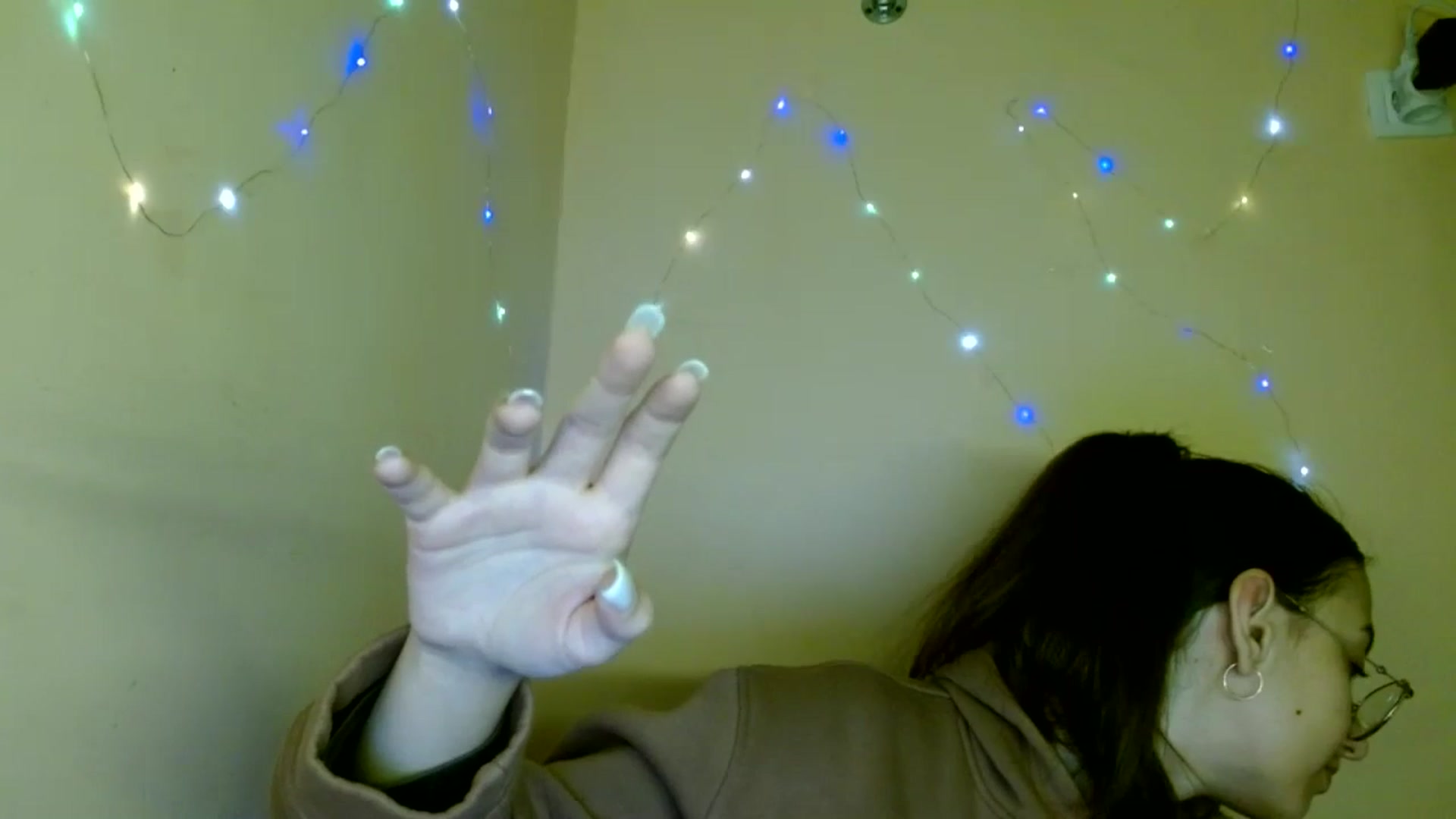 Gallery image thumbnail from SofiaLiub's myfreecams stream on, 11/13/2024, 10:34 image 7 of 20